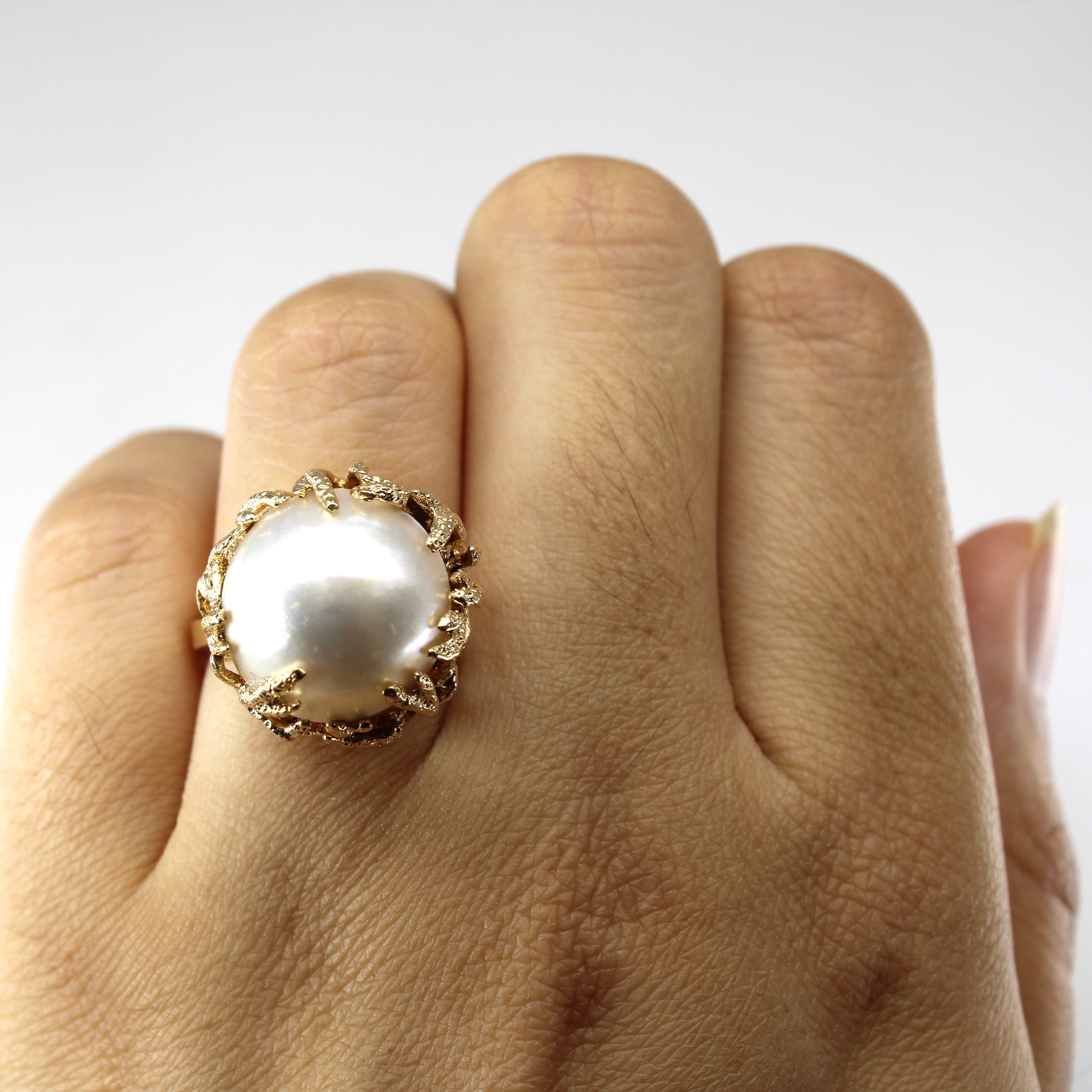 Textured High Set Pearl Ring | SZ 5.75 |