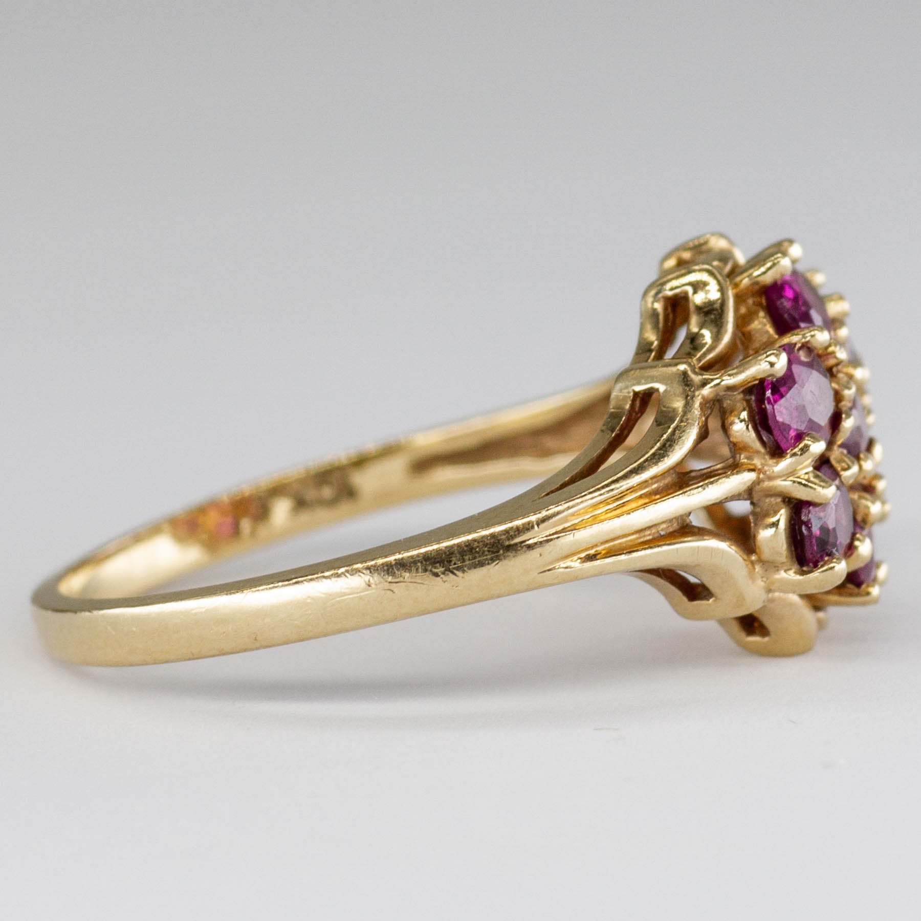 Garnet Cluster 10K Gold Ring | 1.4 ctw | SZ 7.75 |