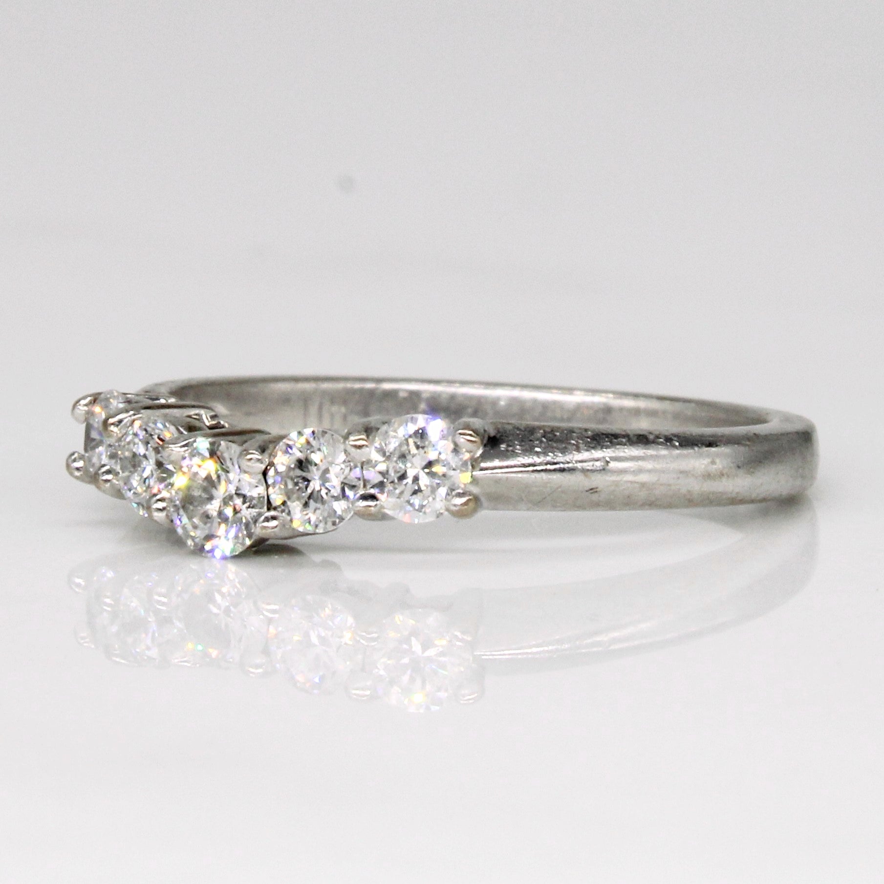 Michael Hill' Diamond Chevron Ring | 0.50ctw | SZ 7 |
