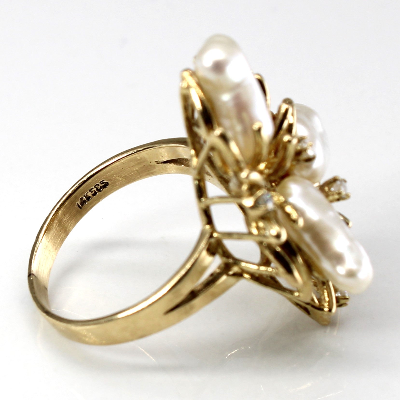 Baroque Pearl & Diamond Ring | 0.07ctw | SZ 6.75 |