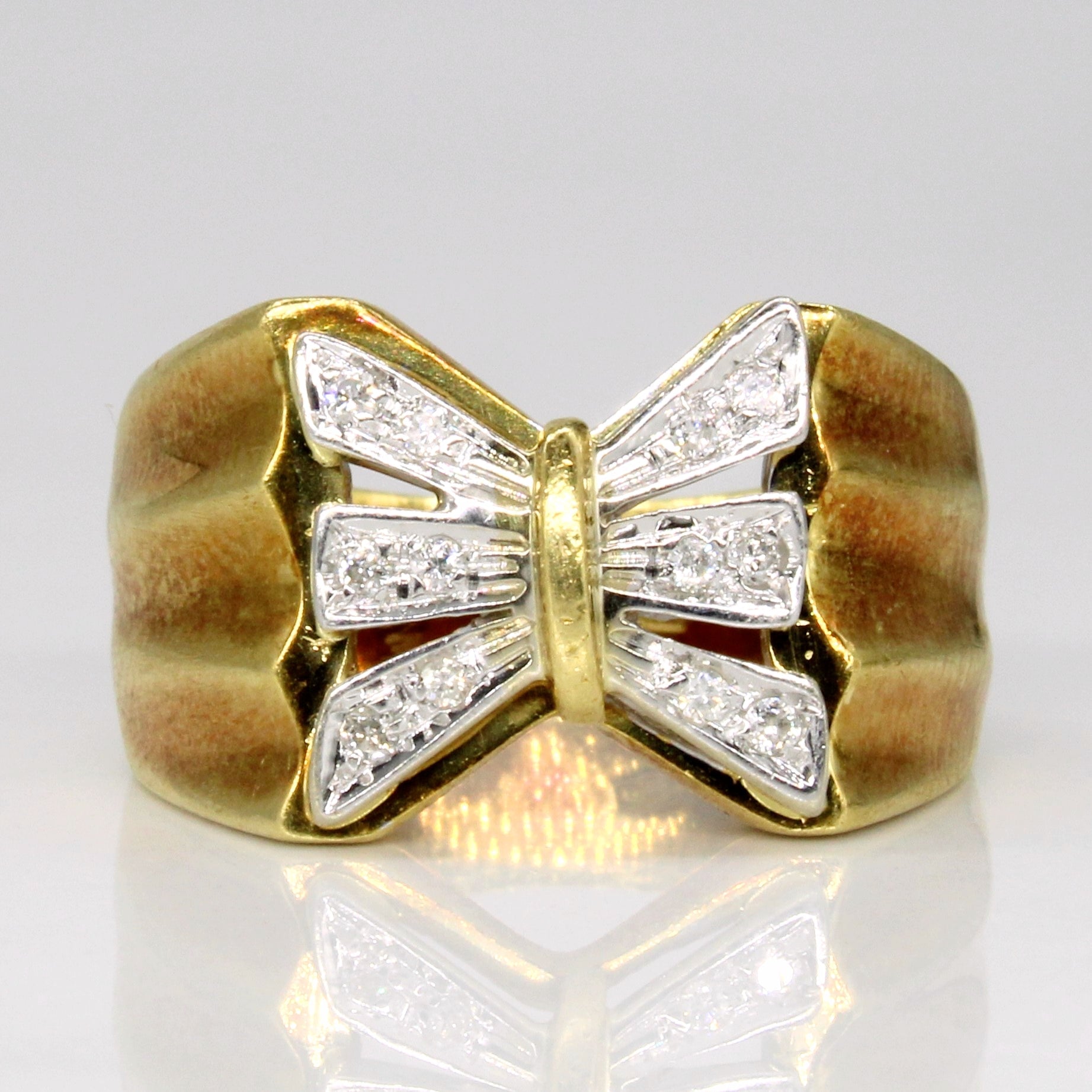 Diamond Cocktail Ring | 0.10ctw | SZ 7.25 |
