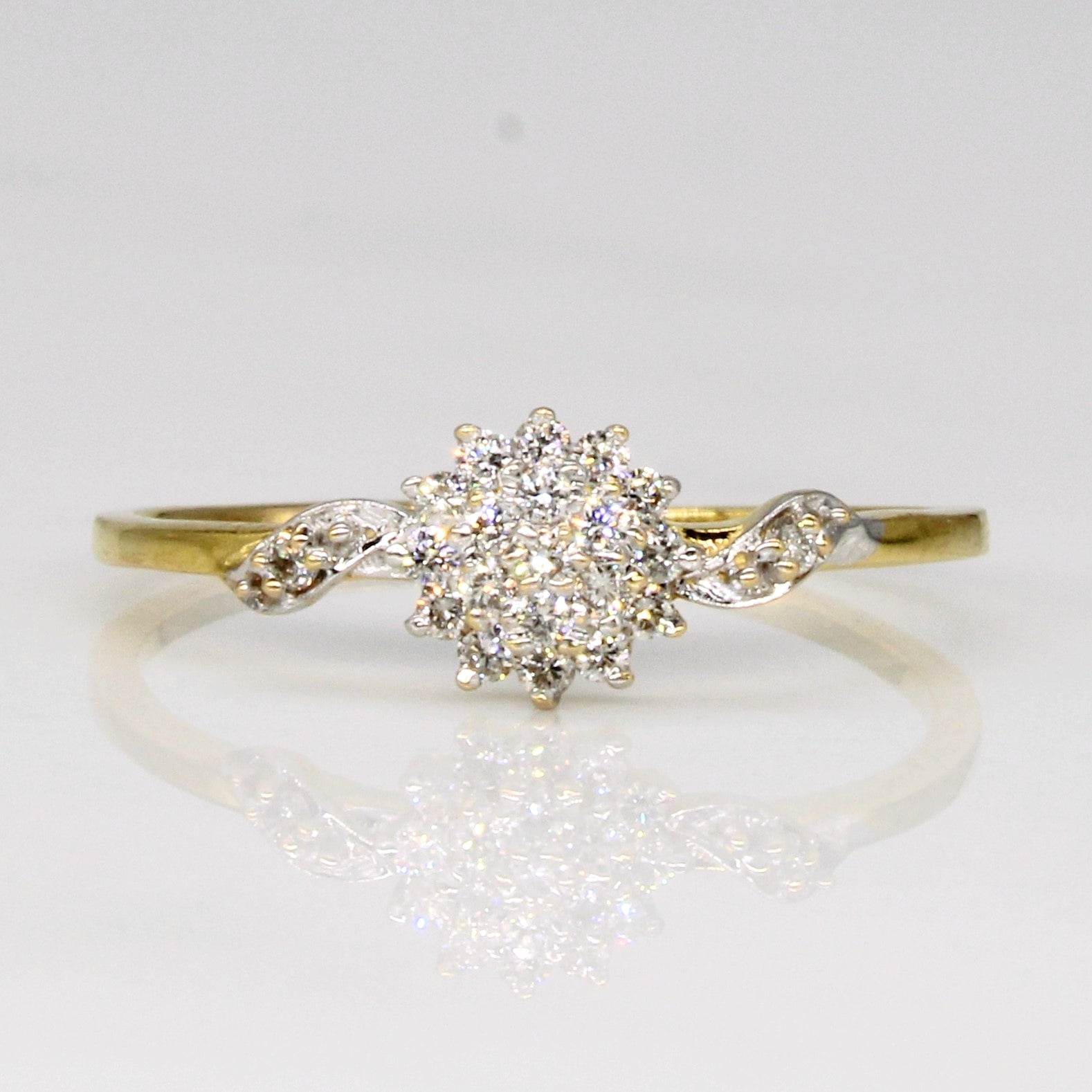 Diamond Cluster Ring | 0.135ctw | SZ 5.5 |