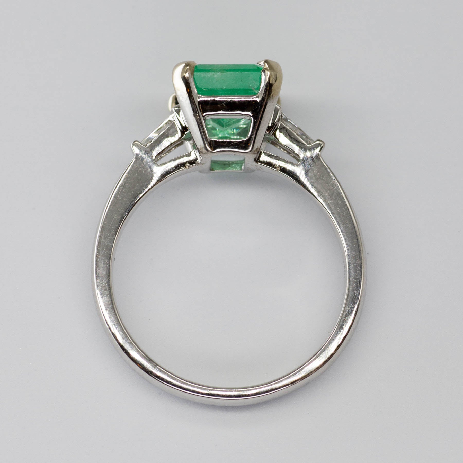 Emerald & Diamond Ring | 1.85ct, 0.11ctw | SZ 6.5 |