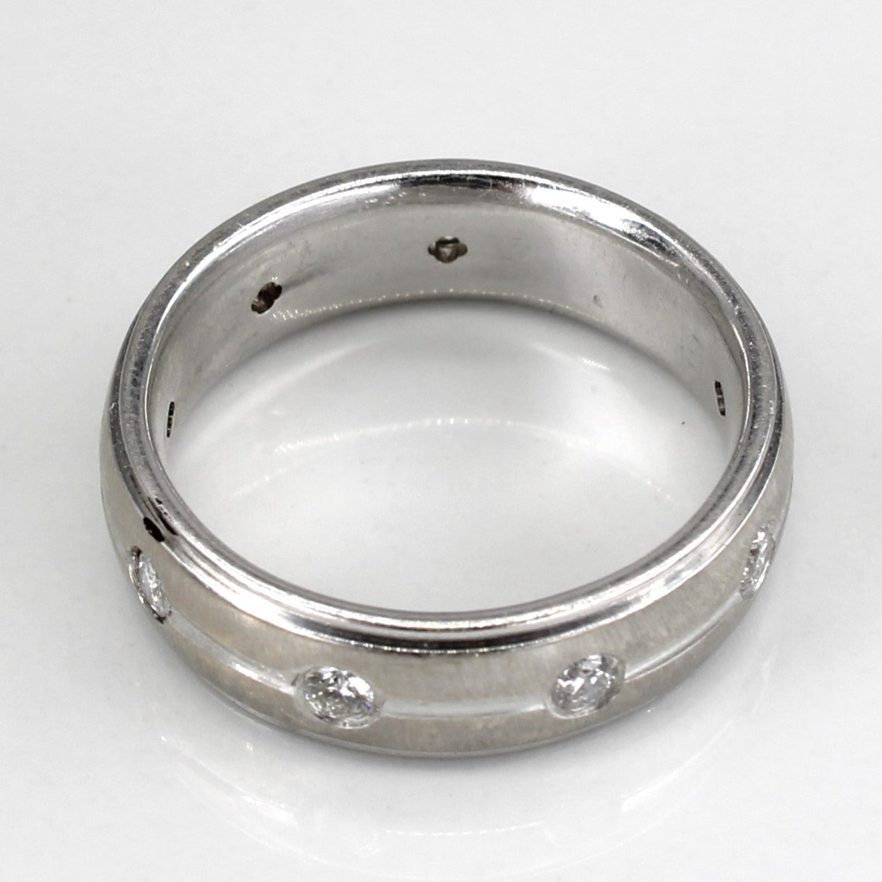 Diamond Flush Set  White 14k Gold Band | 0.2 ctw | SZ 8.25 |