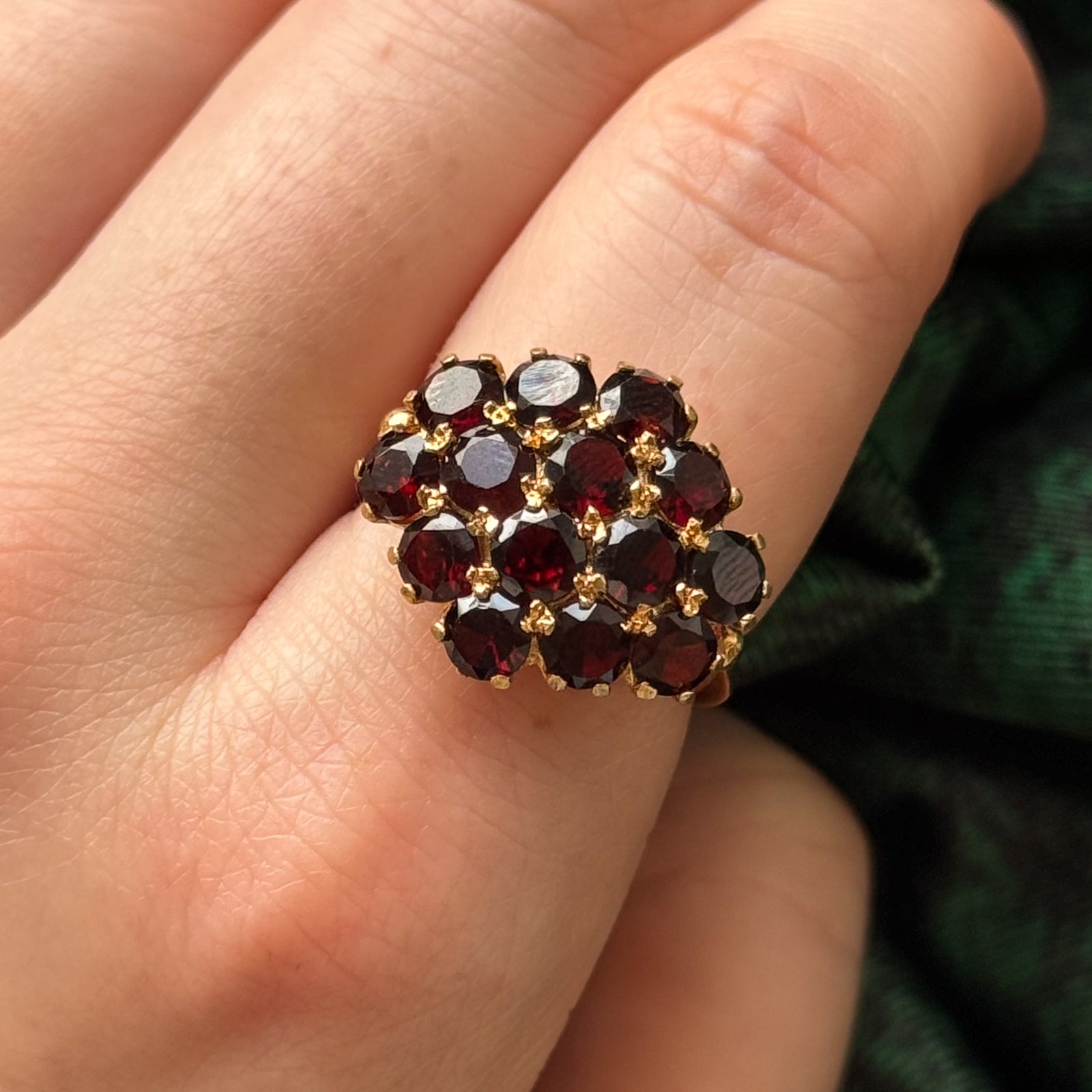 Garnet Cocktail Ring | 4.20ctw | SZ 7 |