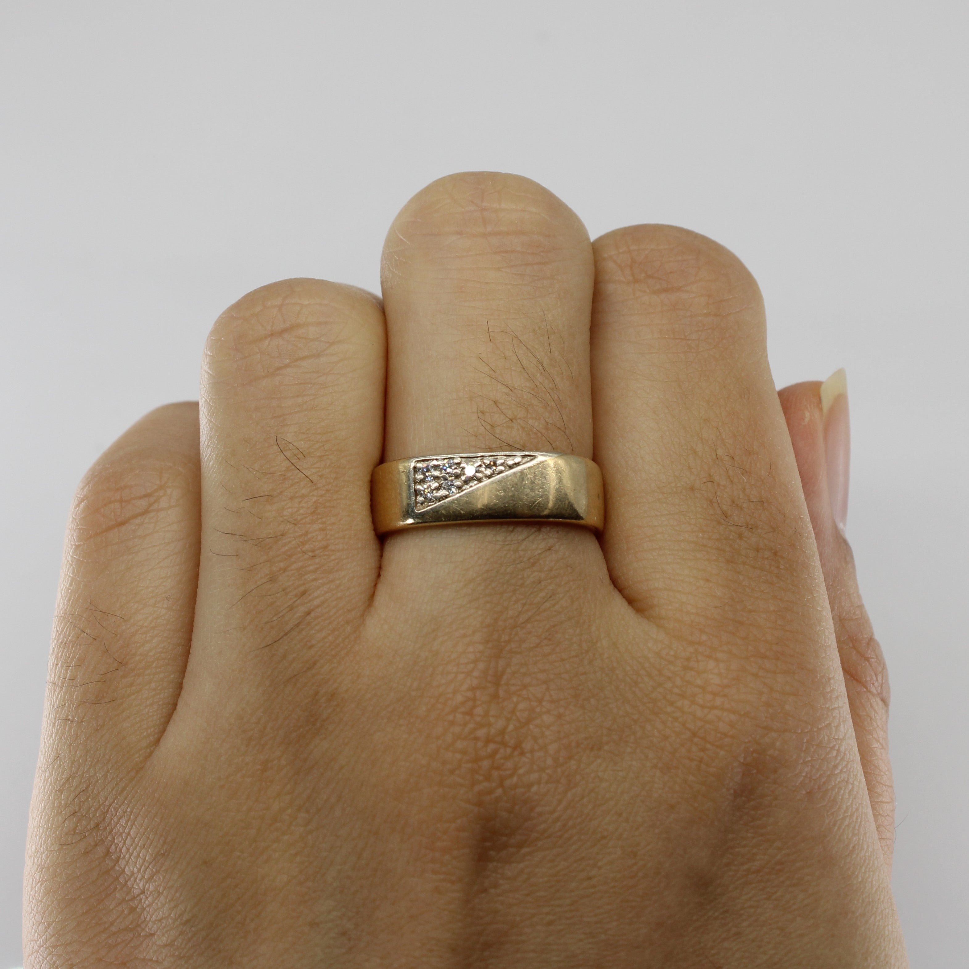 Diamond Soft Square 10k Ring | 0.04ctw | SZ 7 |