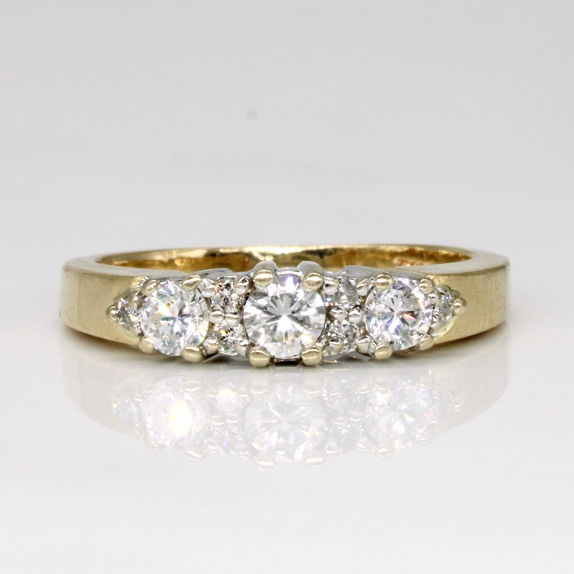 Diamond Ring | 0.46ctw | SZ 7.25 |