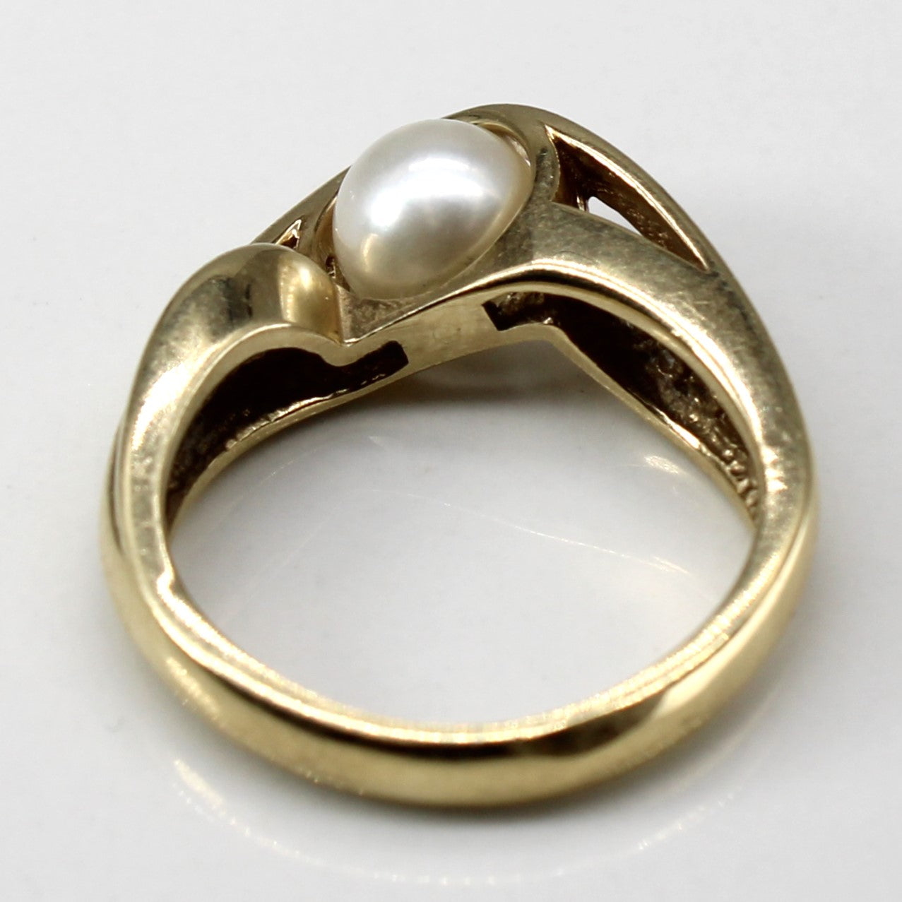 Bypass Pearl & Diamond Ring | 0.06ctw | SZ 5.5 |
