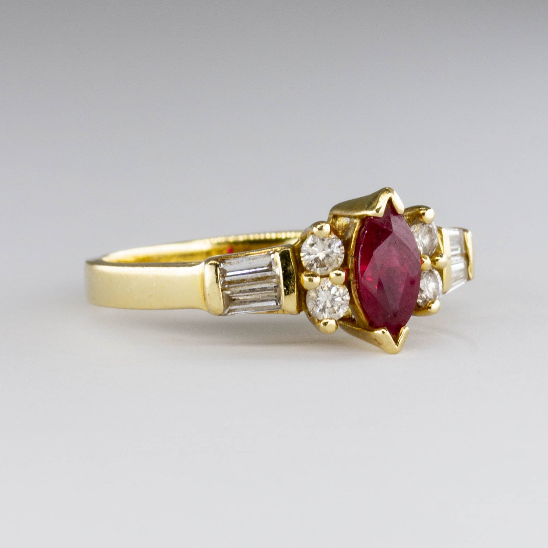 Ruby Marquise Cut & Diamond 18k Ring | 0.40ct, 0.55ctw | SZ 6 |
