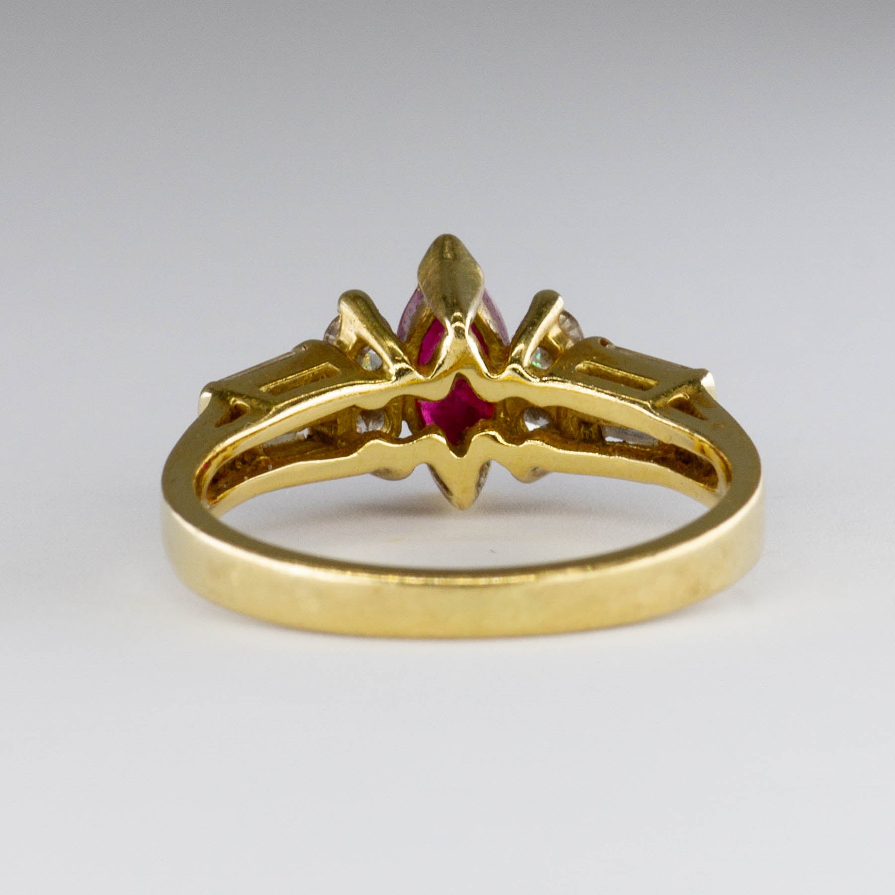 Ruby Marquise Cut & Diamond 18k Ring | 0.40ct, 0.55ctw | SZ 6 |