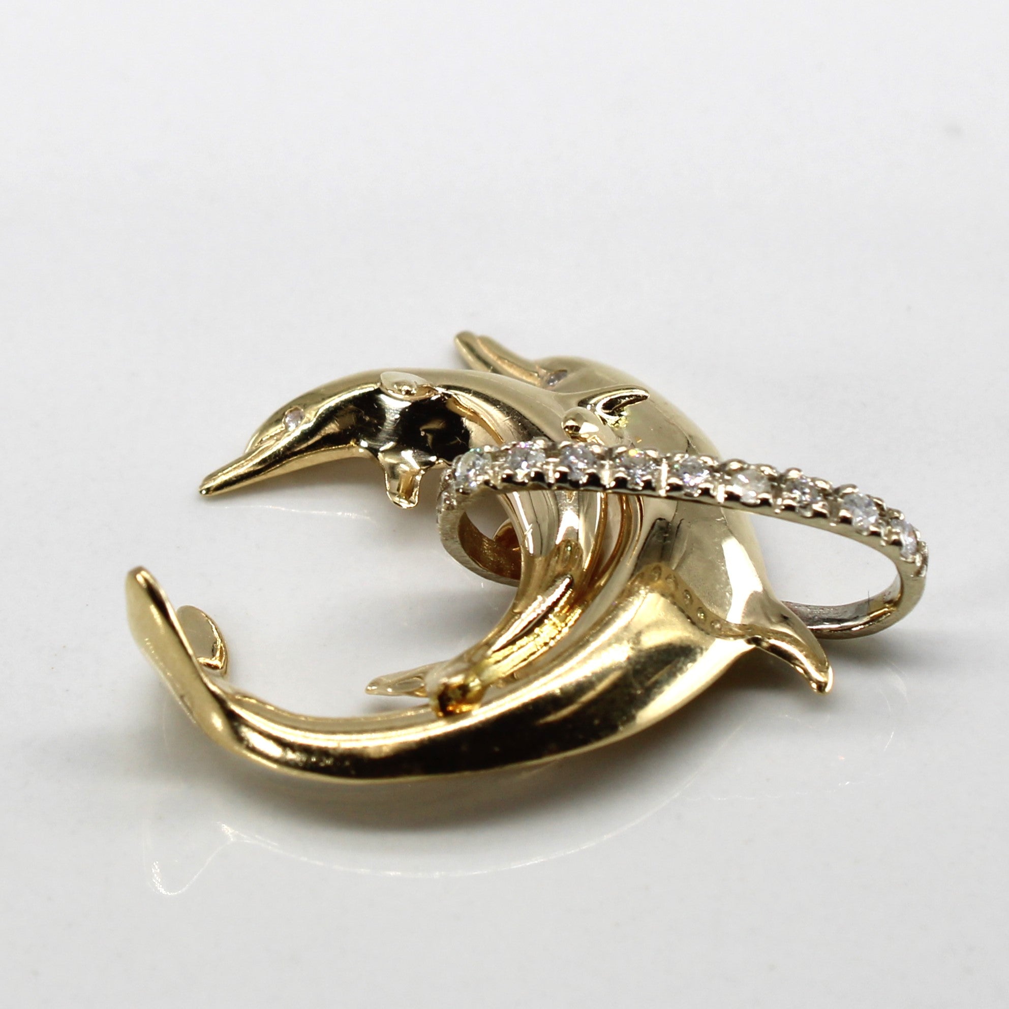 Dolphin Diamond Pendant | 0.14ctw |