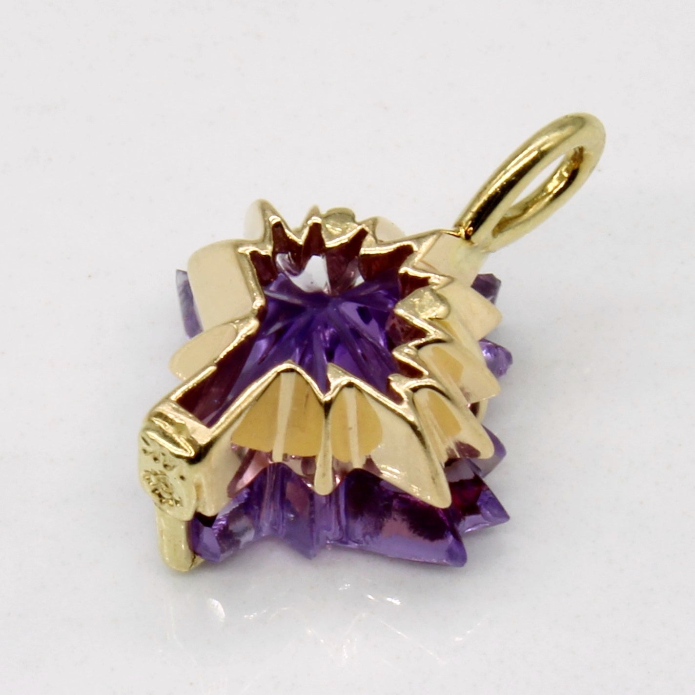 Pendentif feuille d'érable en améthyste | 3,50 ct | 