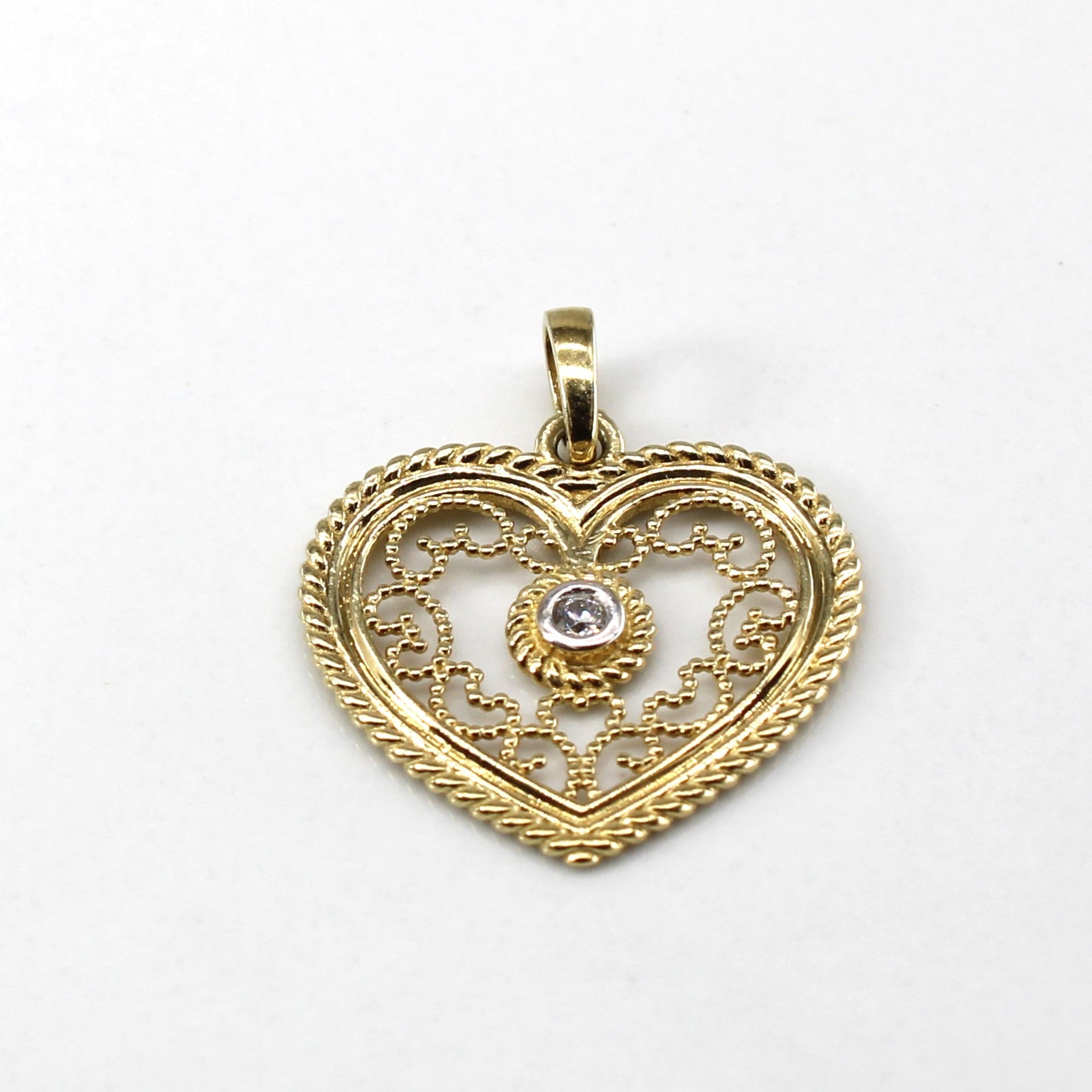 Filigree Heart Design Diamond Pendant | 0.02ct |