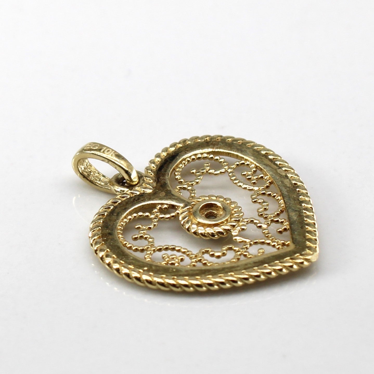 Filigree Heart Design Diamond Pendant | 0.02ct |