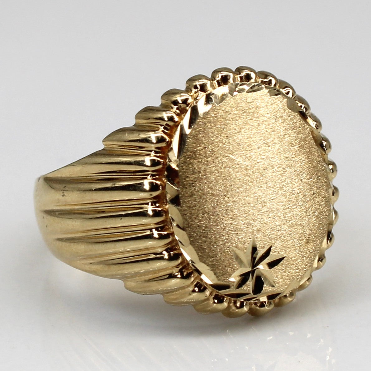 Yellow Gold Signet Ring | SZ 9.5 |