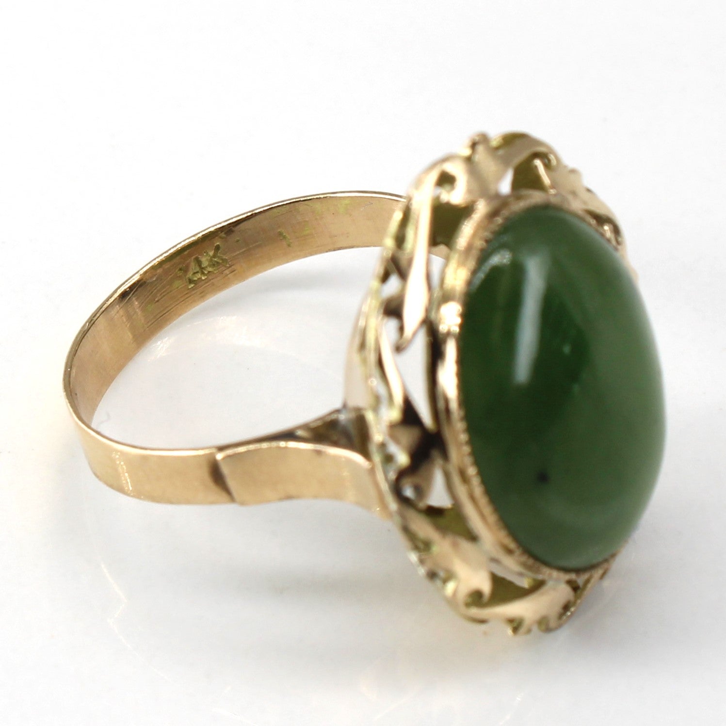 Bezel Set Jade Ring | 4.60ct | SZ 7 |