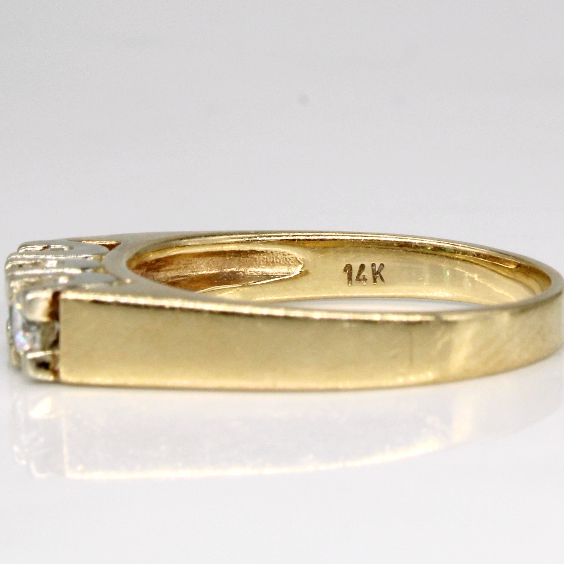 Diamond & Emerald Three Stone Ring | 0.23ctw, 0.12ct | SZ 6.75 |