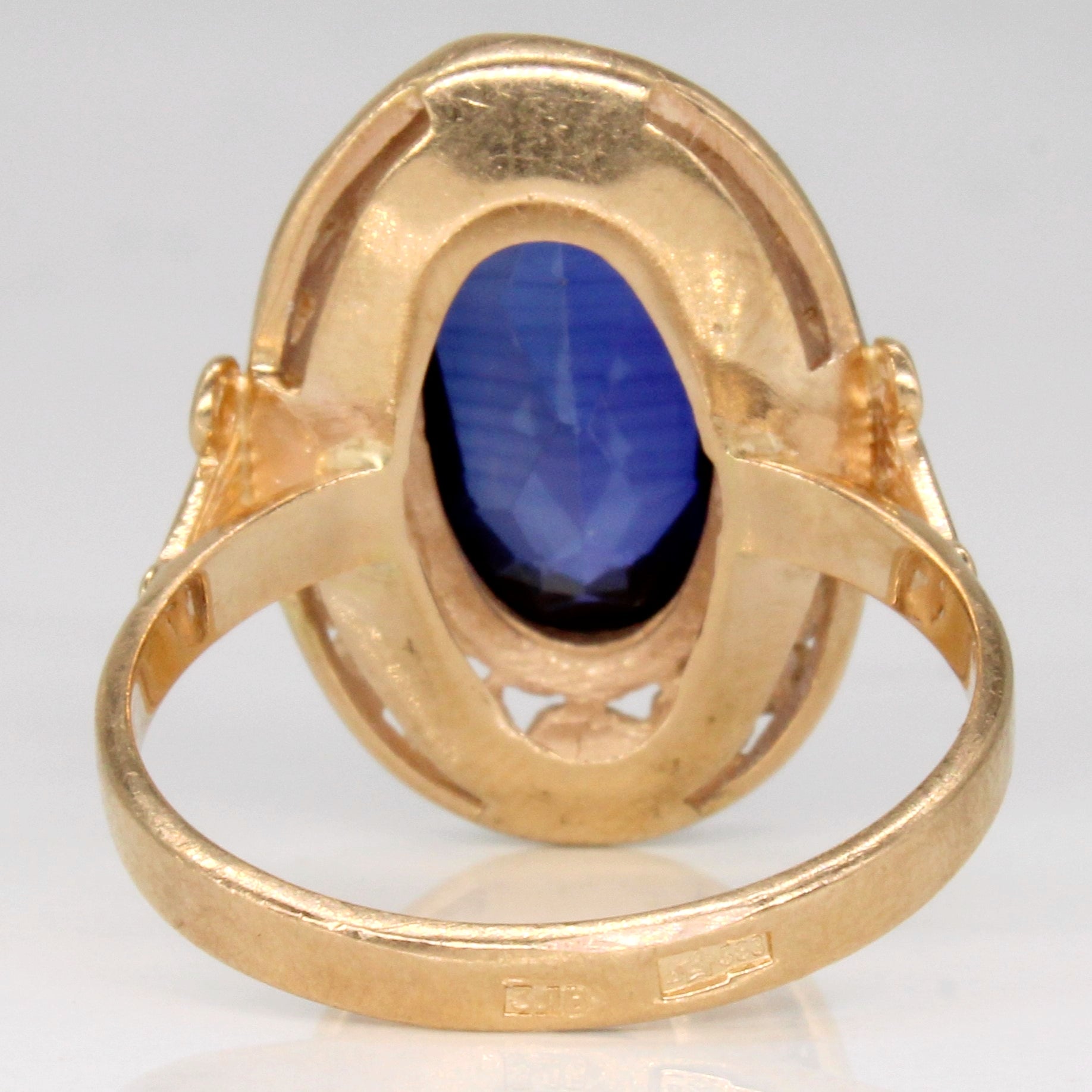 Synthetic Sapphire Cocktail Ring | 4.60ct | SZ 8.75 |