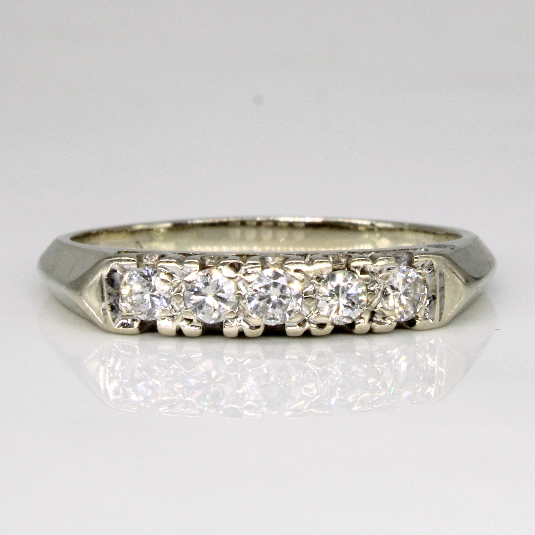 Five Stone Diamond Ring | 0.25ctw | SZ 7.25 |