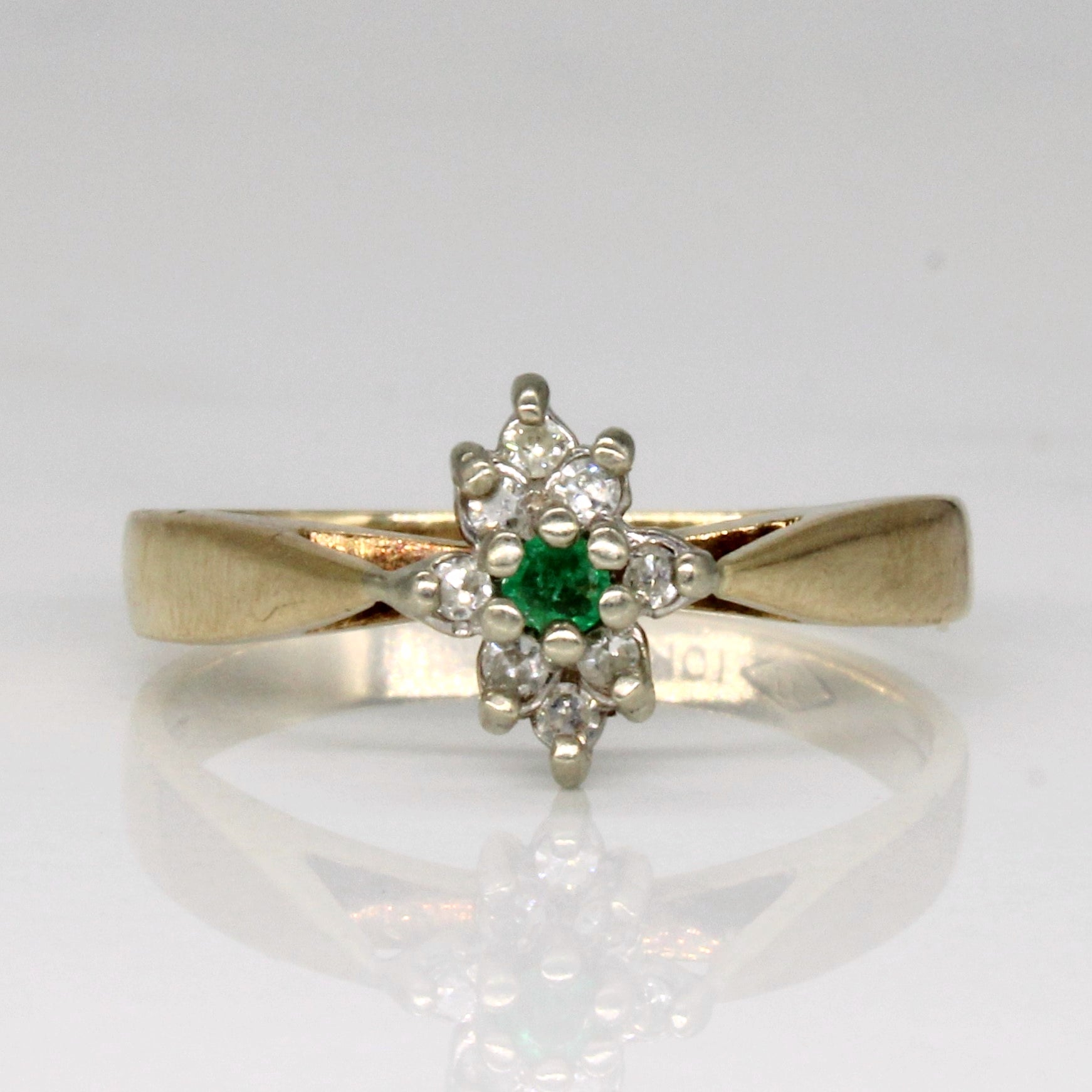 High Set Diamond & Emerald Ring | 0.06ctw, 0.02ct | SZ 6.25 |
