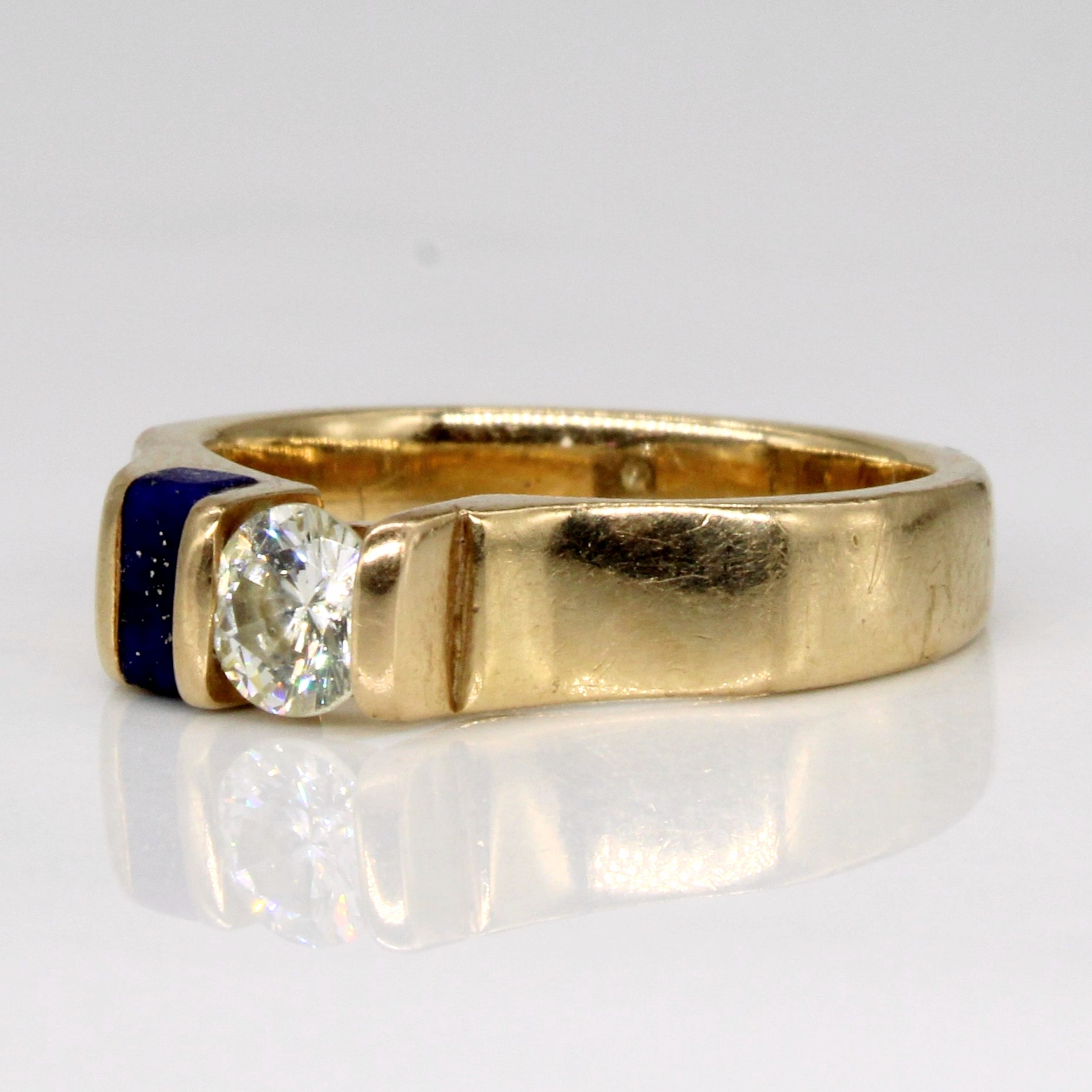 Bague en diamant et lapis-lazuli | 0,33 ct, 0,10 ct | Taille 5,25 |