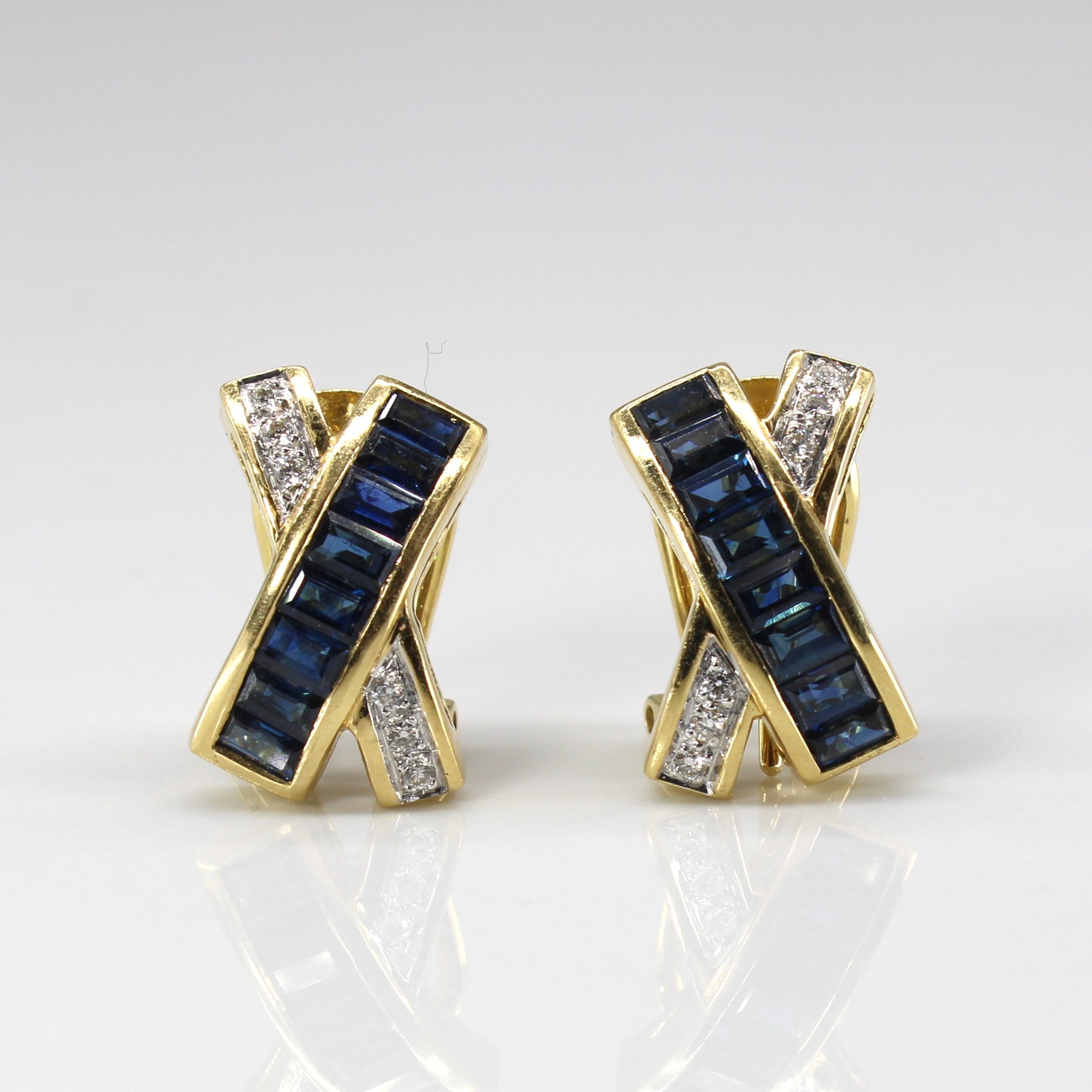 Boucles d'oreilles croisées saphir et diamants | 1,40 ct | 0,18 ct | 