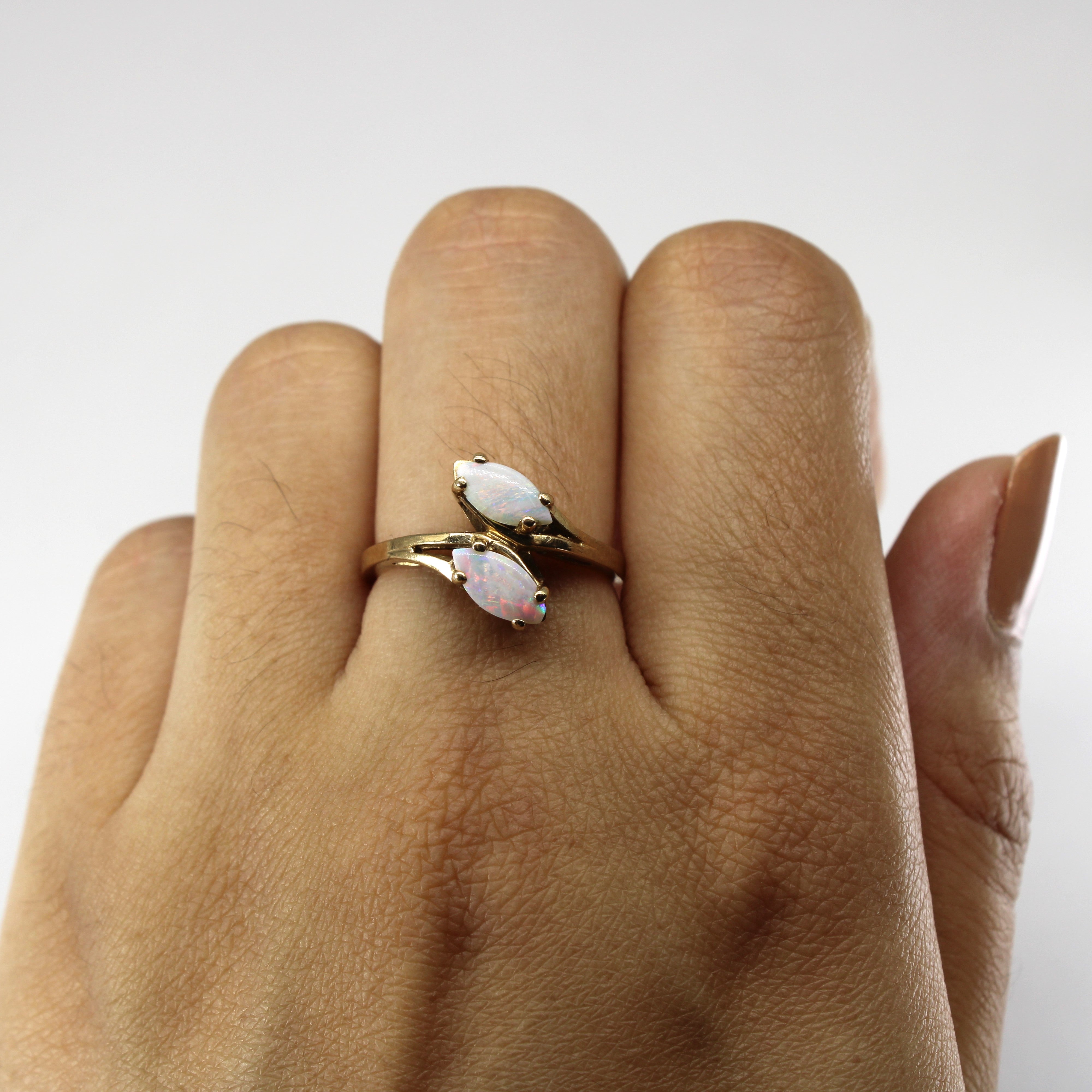 Bague en opale contournée | 0,50 ct | Taille 7 | 
