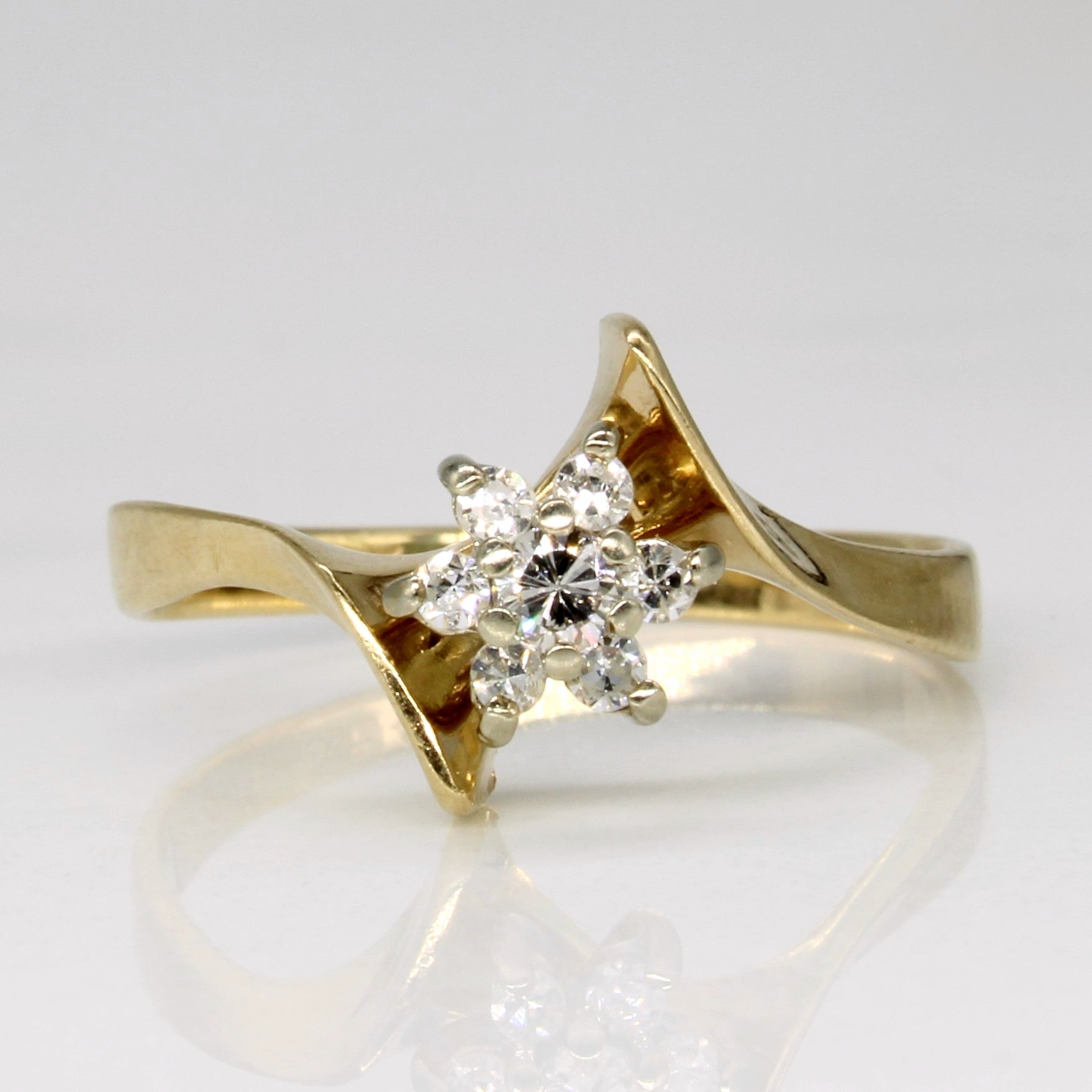 Diamond Cluster Ring | 0.15ctw | SZ 5.25 |