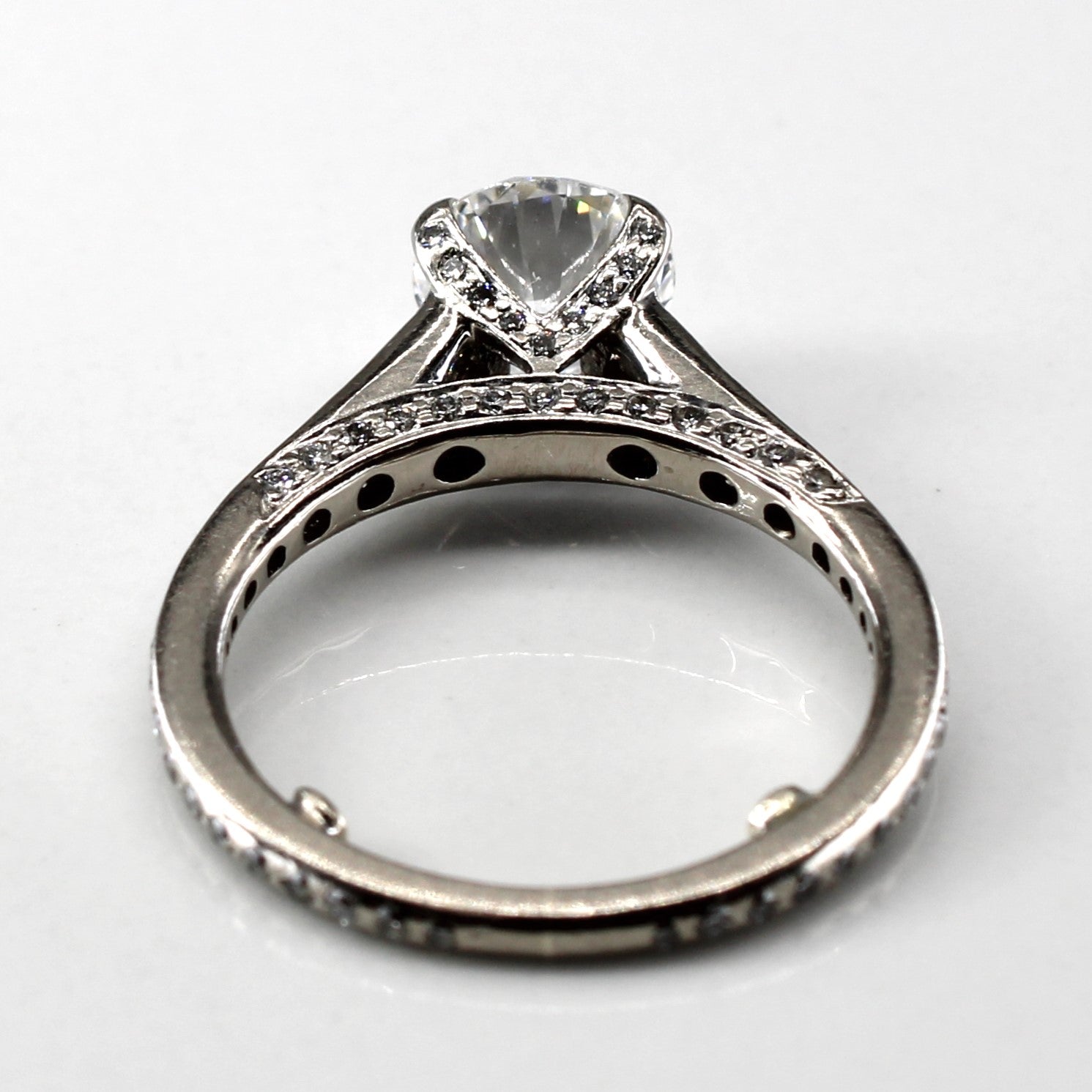 Solitaire with Accents Diamond Ring | 1.55ctw VS2/SI1 F/G | SZ 4 |