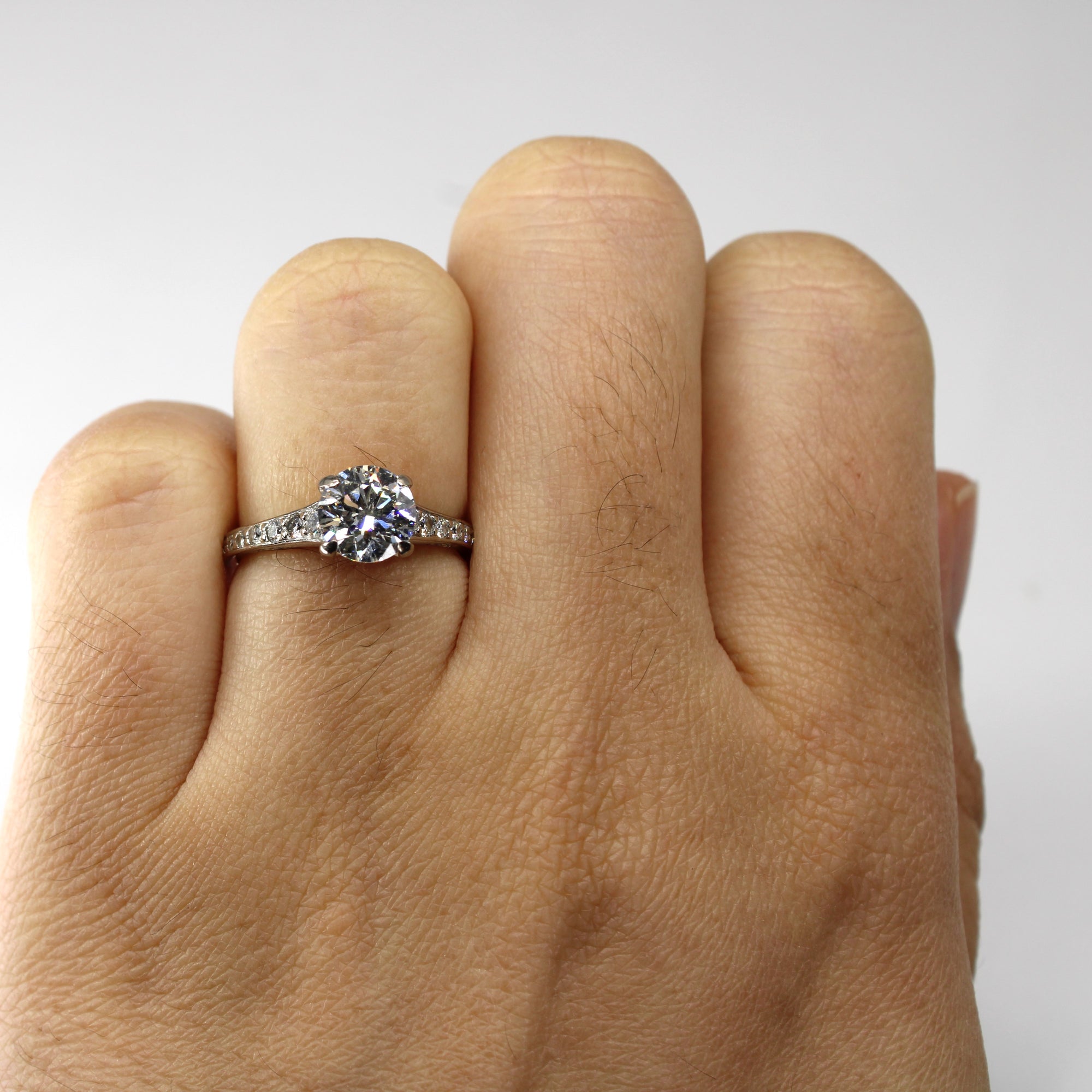 Solitaire with Accents Diamond Ring | 1.55ctw VS2/SI1 F/G | SZ 4 |