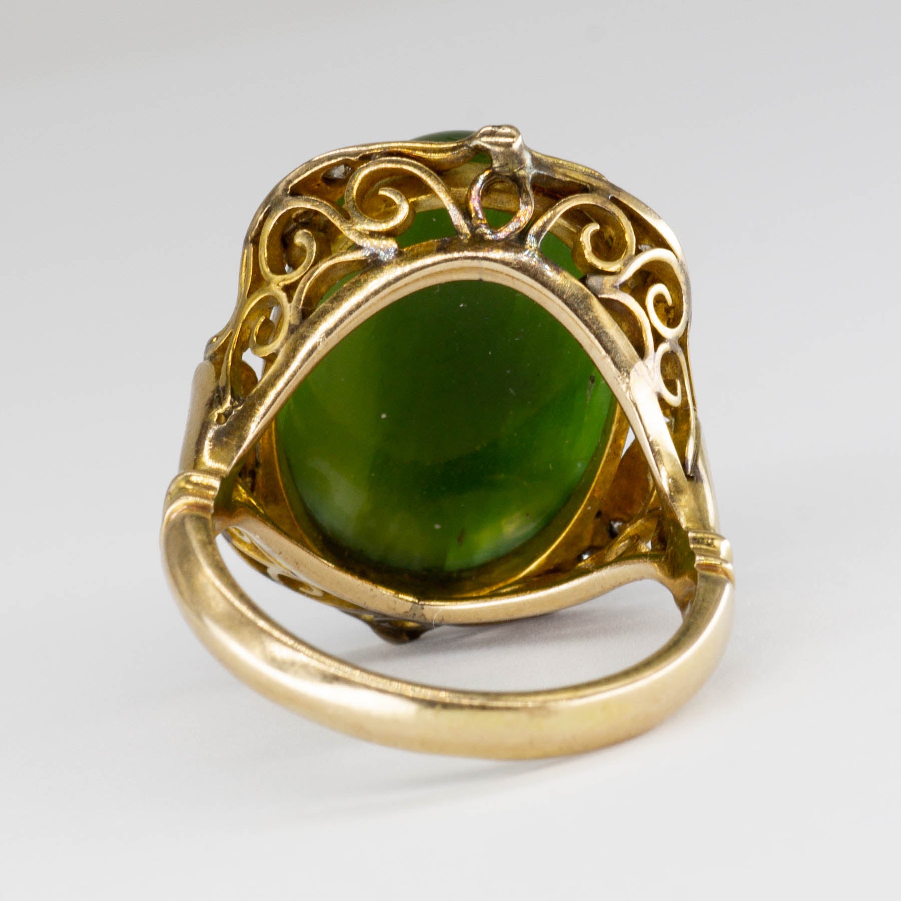 Art Nouveau Serpentine & Diamond Cocktail Ring | 8.80ct, 0.11ctw | SZ 6.5 |