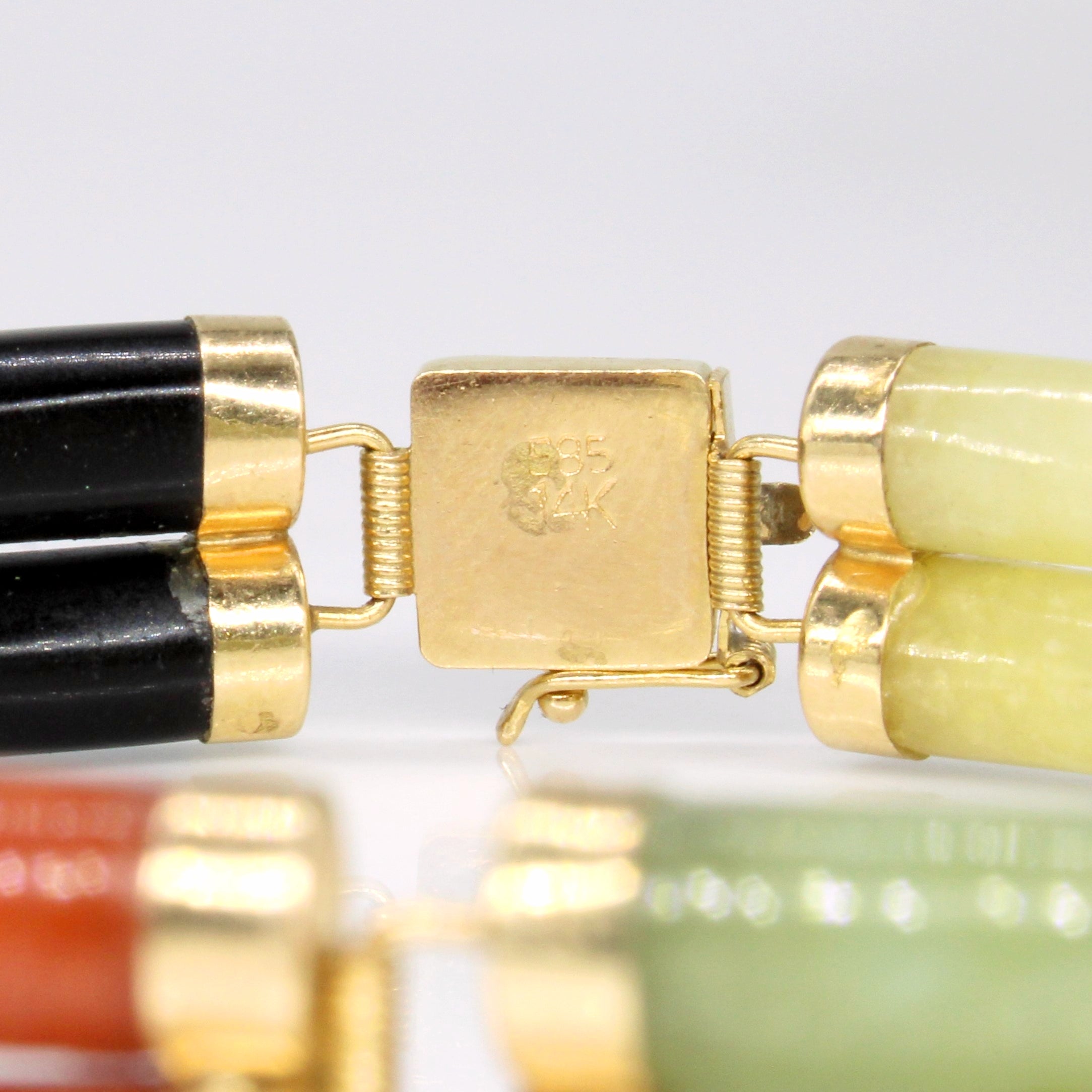 Jadeite & Onyx Bracelet | 48.00ctw | 7.5" |