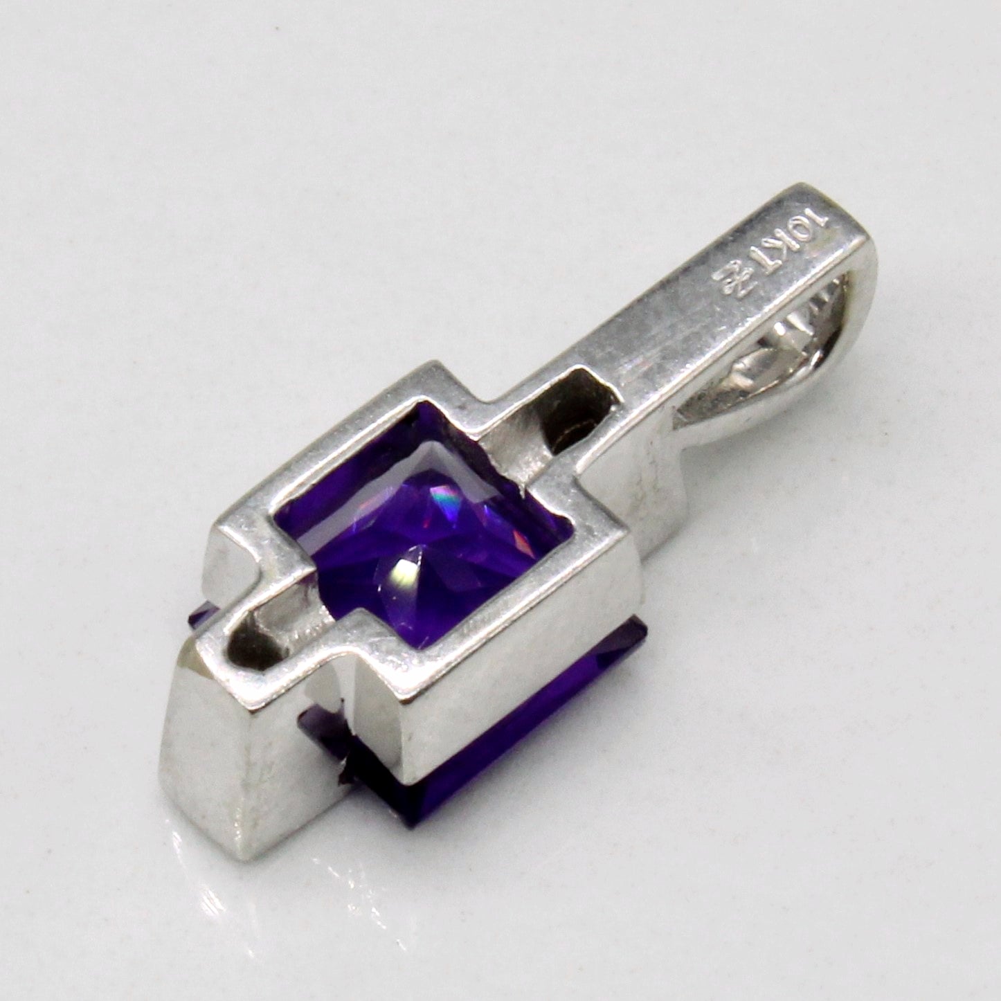 Amethyst & Diamond Pendant | 1.35ct, 0.04ctw |