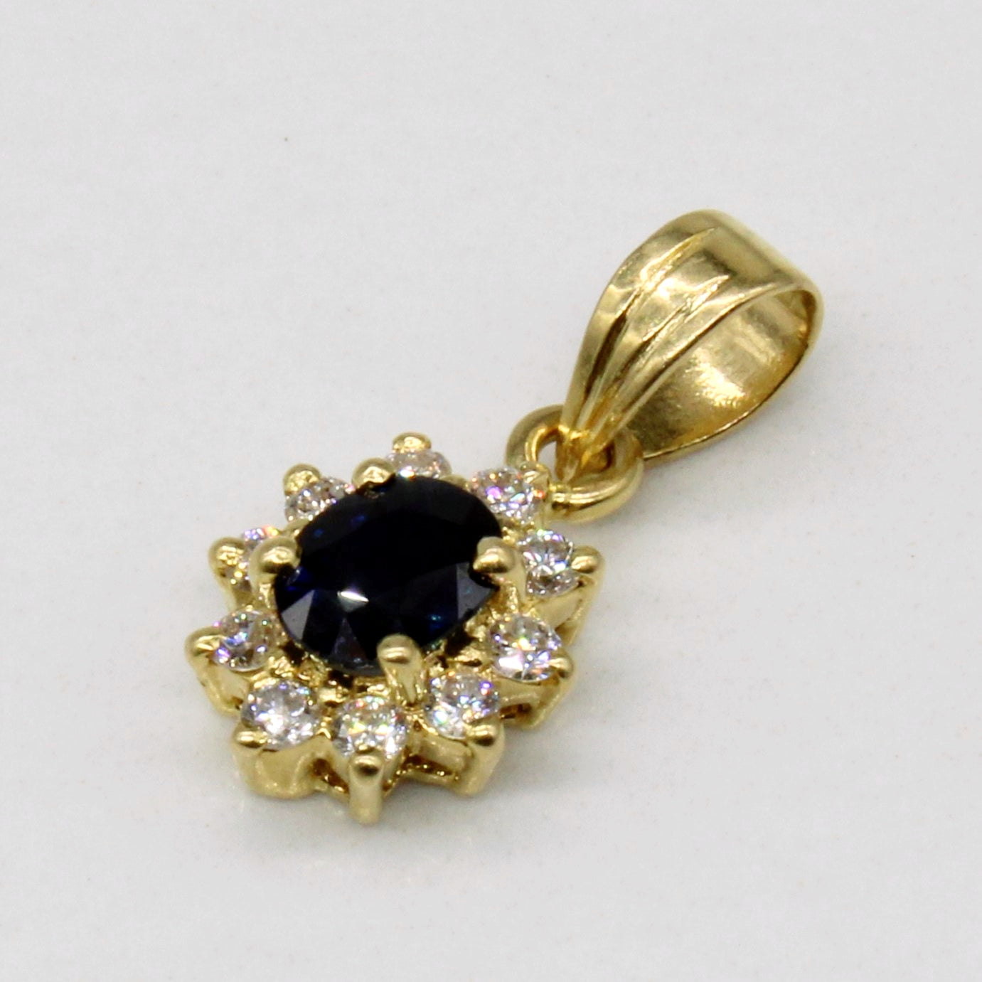 Sapphire & Diamond Pendant | 0.45ct, 0.15ctw |