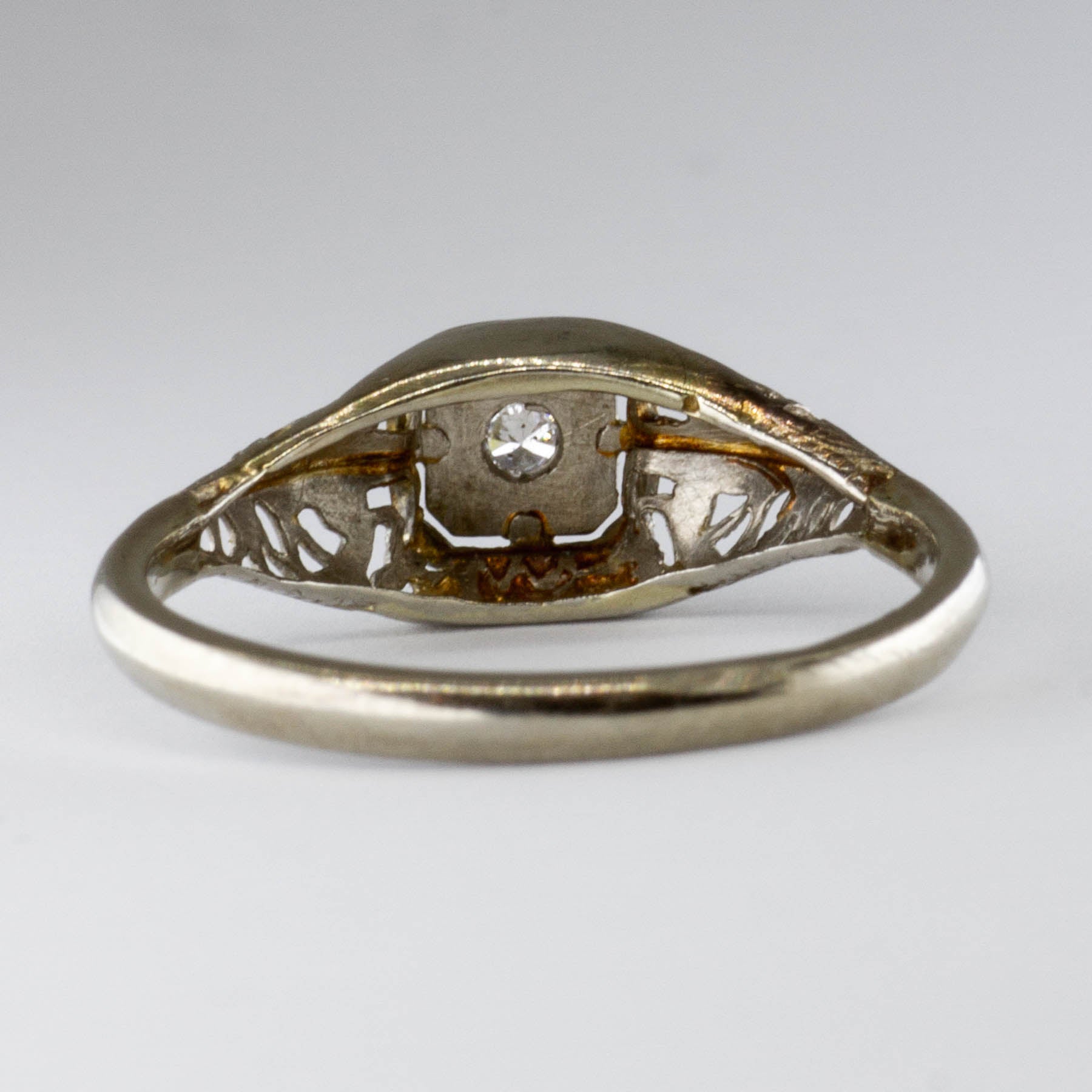 Vintage Solitaire Diamond 18k Ring | 0.03ct | SZ 7.25 |