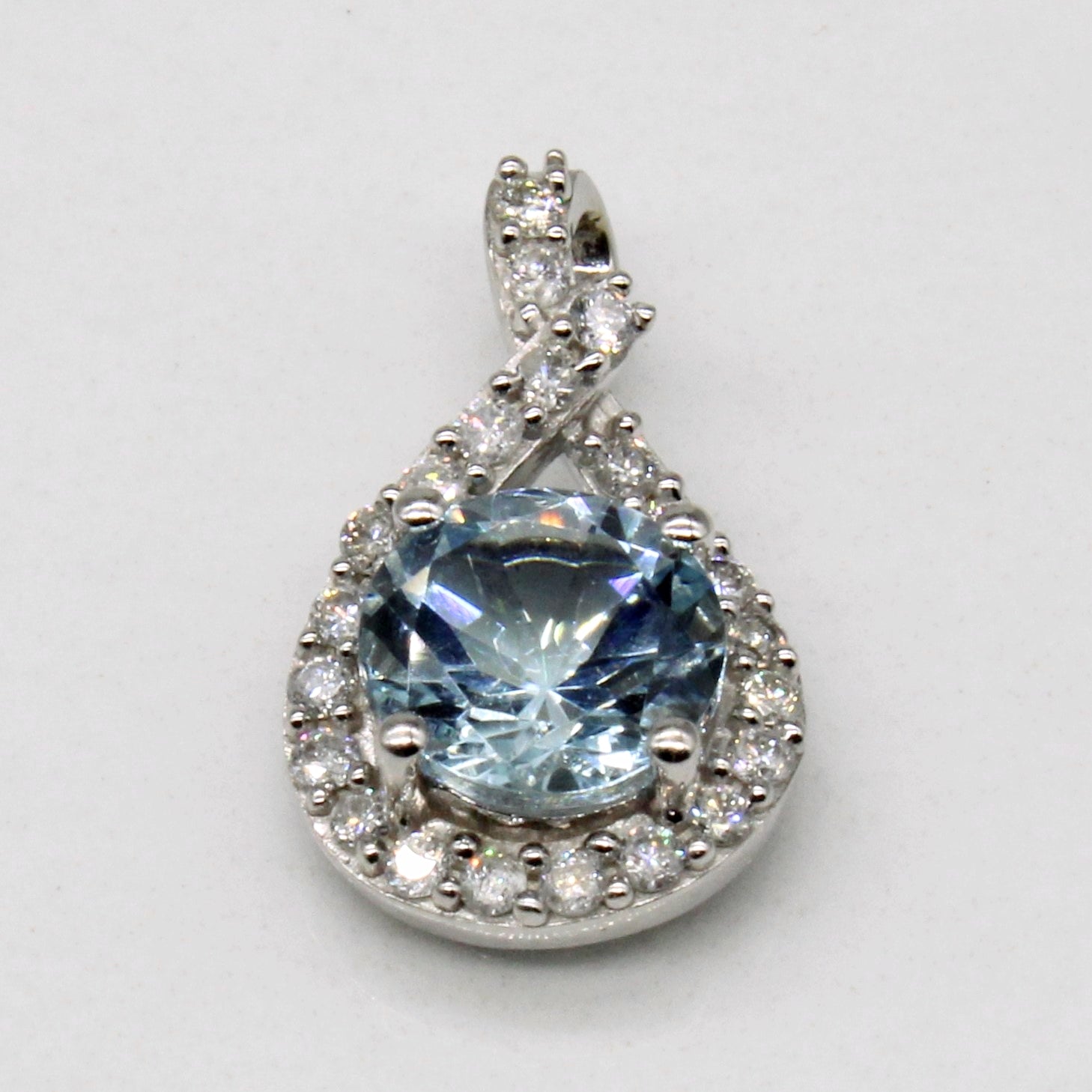 Aquamarine & Diamond Pendant | 1.20ct, 0.22ctw |