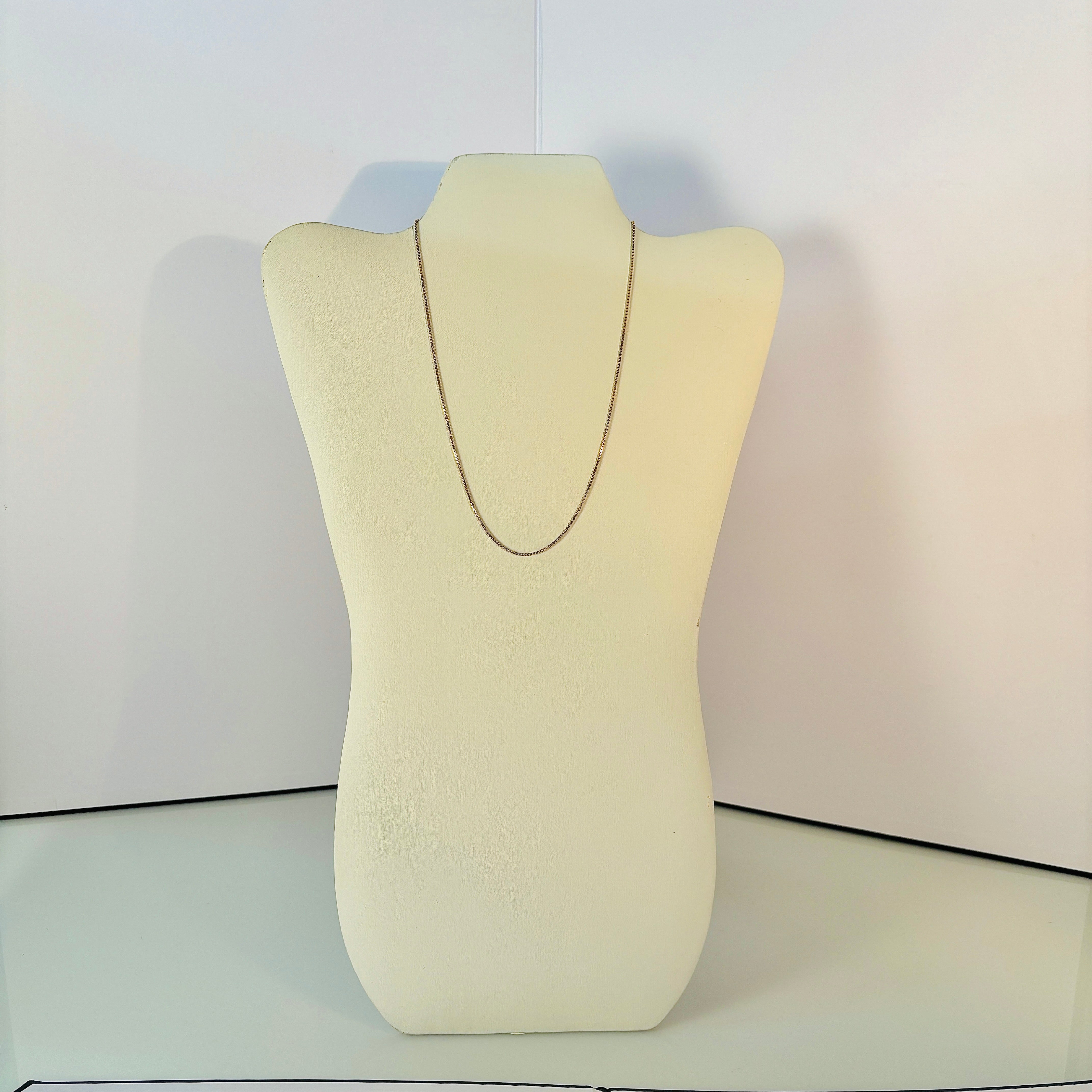 18k Yellow Gold Box Chain | 16" |