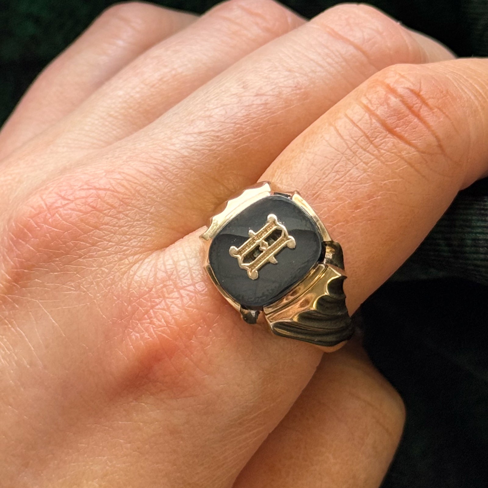 Hematite 'H' Signet Ring | 5.00 ct | SZ 11.75 |