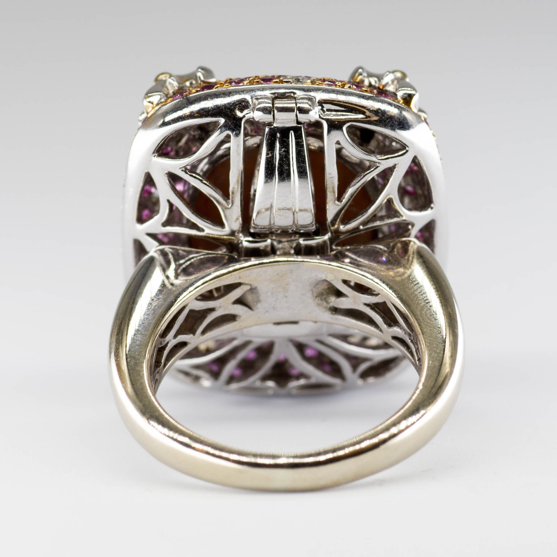 Pendentif/bague convertible en or blanc 18 carats avec opale noire, saphir rose et diamants | 15,85 ct | Taille 7 