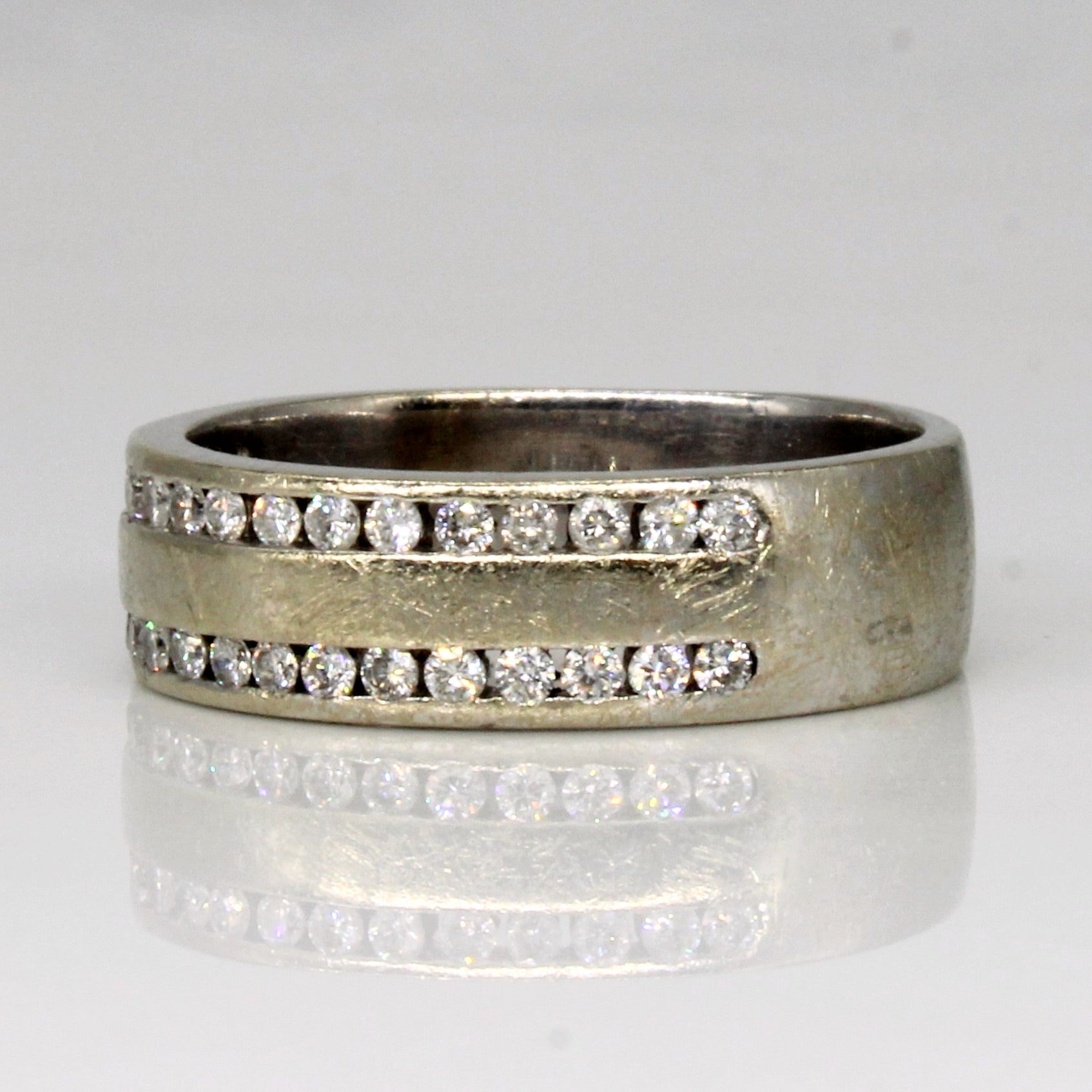 Bague sertie de diamants en canal | 0,42 ct | Taille 9 | 