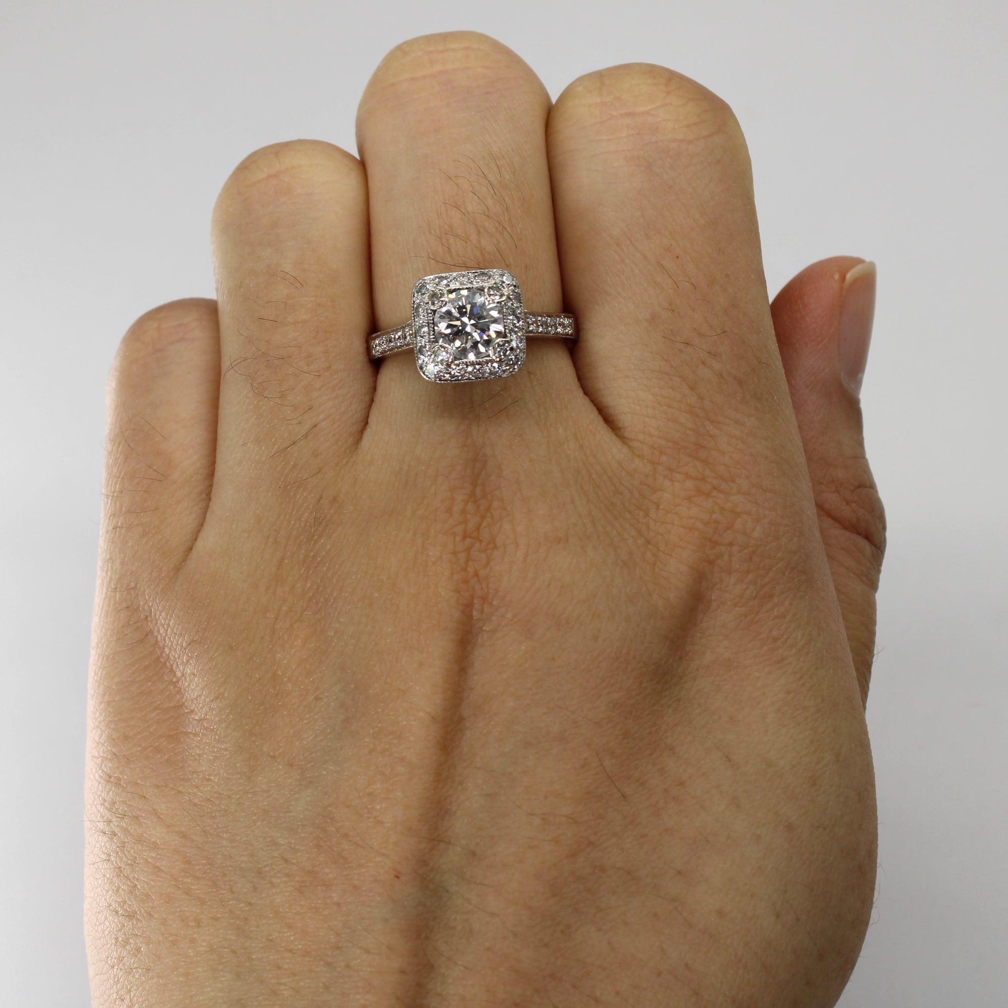 Halo Diamond Engagement Ring | 1.57ctw SI1 G/H | SZ 7 |