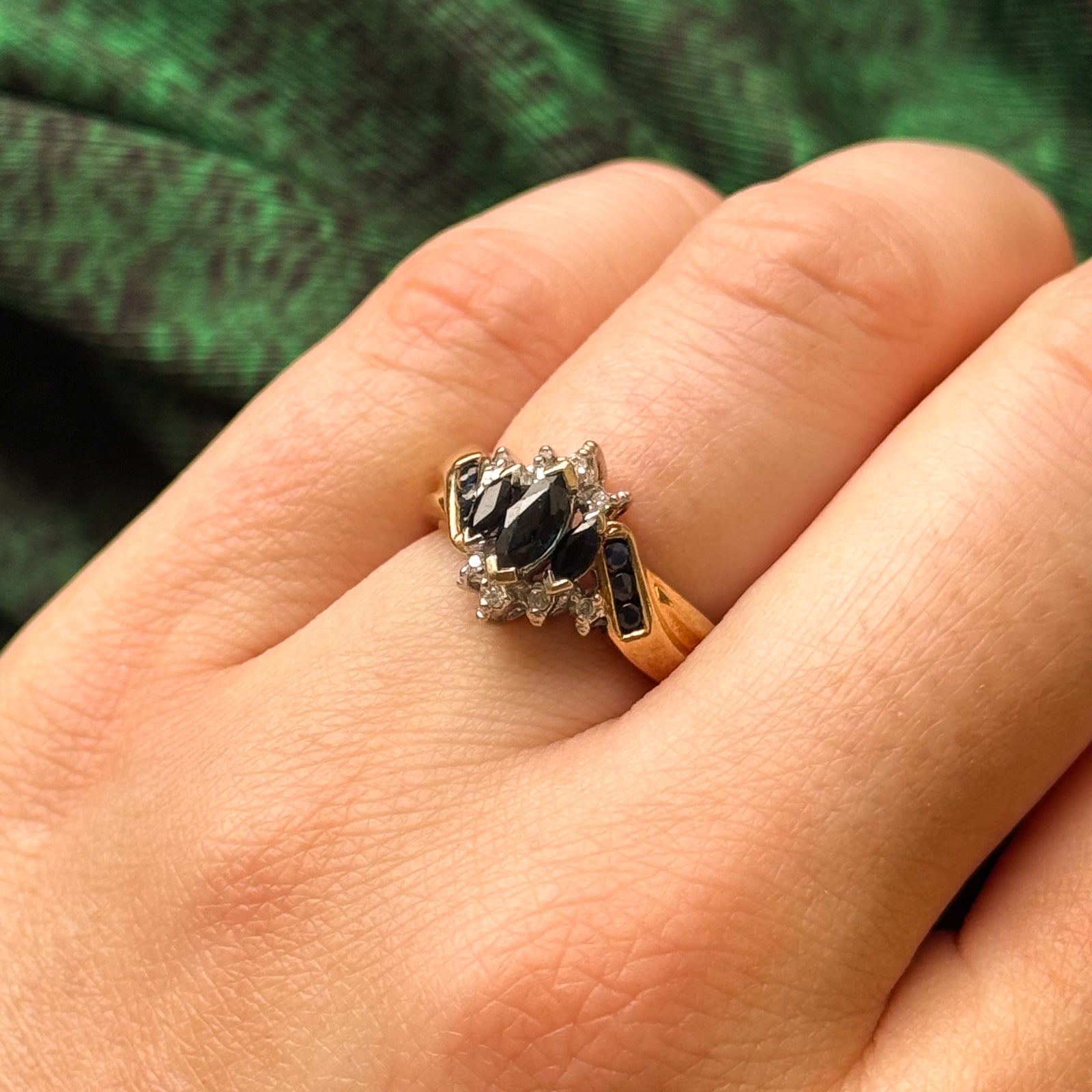 Sapphire & Diamond Ring | 0.37ctw, 0.03ctw | SZ 5.5 |