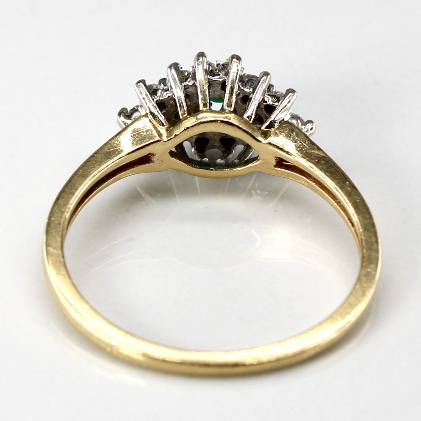 Diamond & Emerald Cocktail Ring | 0.22ctw | 0.09ct | SZ 6.75 |