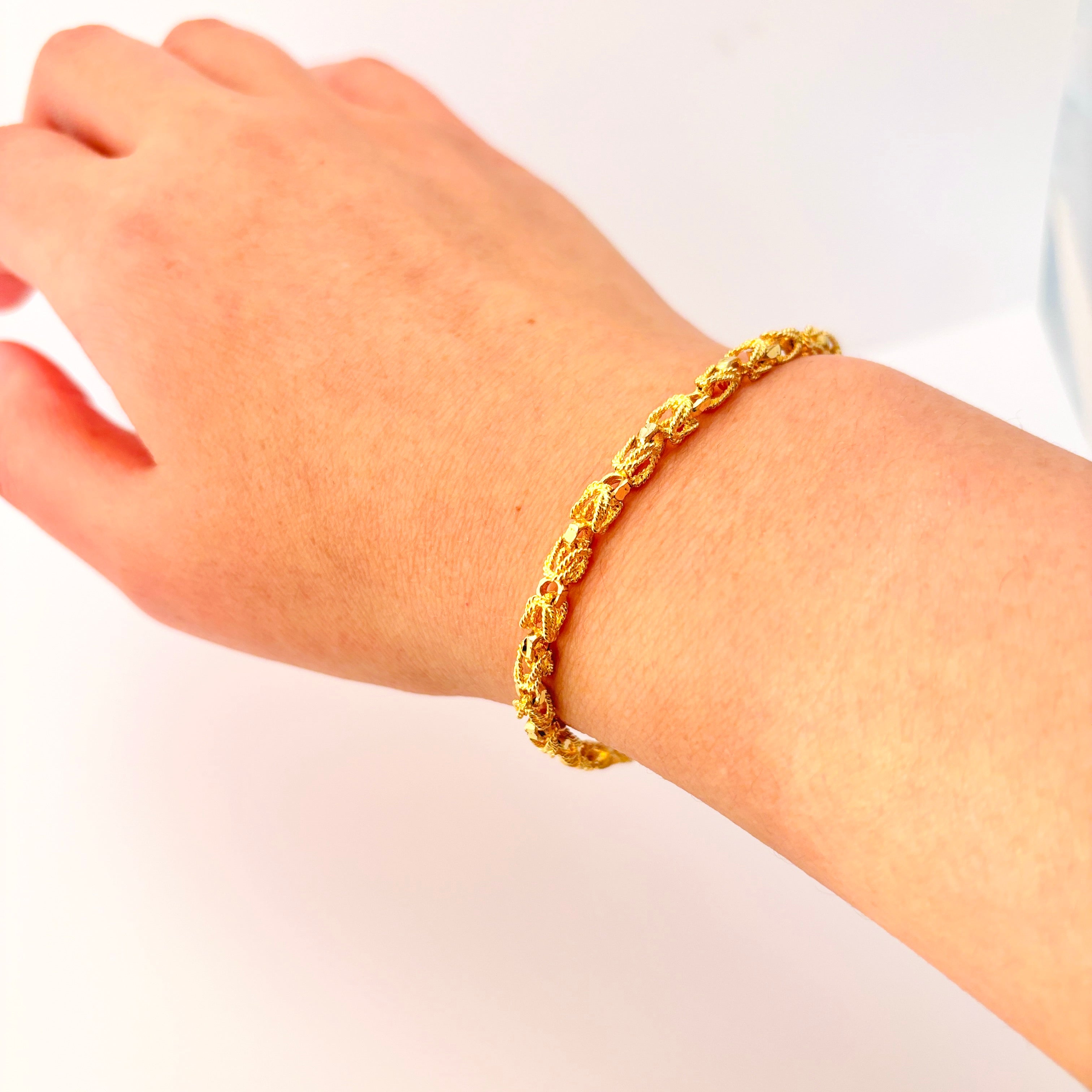 14k Yellow Gold Rope Bracelet  | 8" |