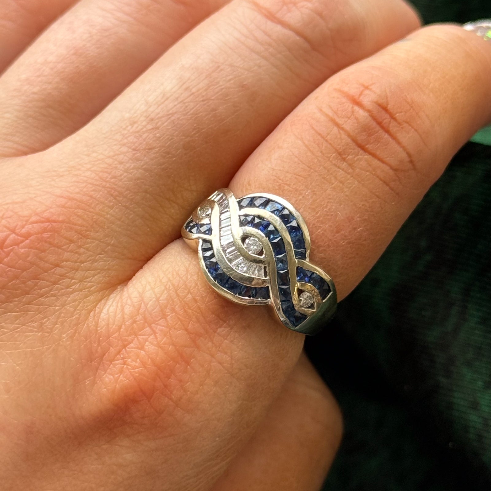 Bague cascade en diamants et saphirs | 1,45 ct, 0,75 ct | Taille 7,25 | 