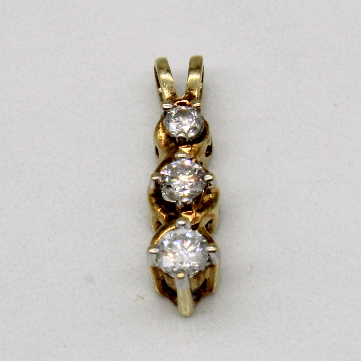 Diamond Column Pendant | 0.23ctw