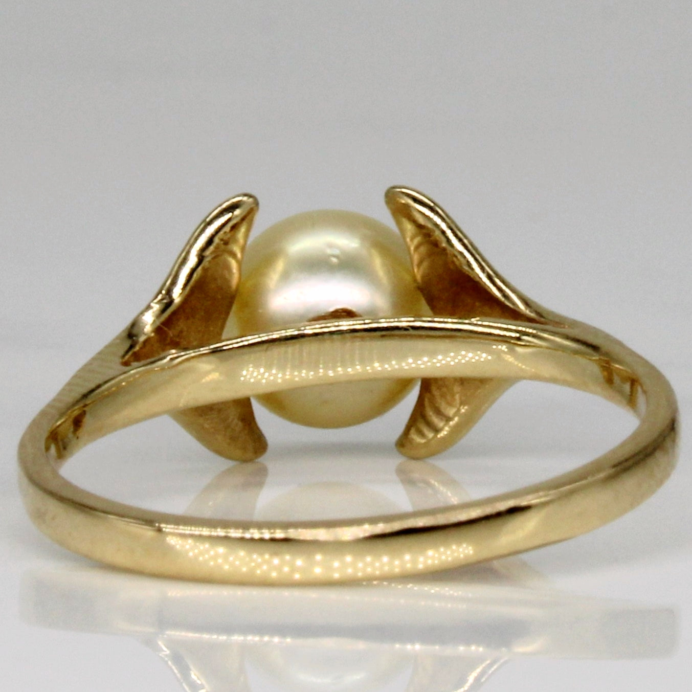Pearl Cocktail Ring | SZ 7.75 |
