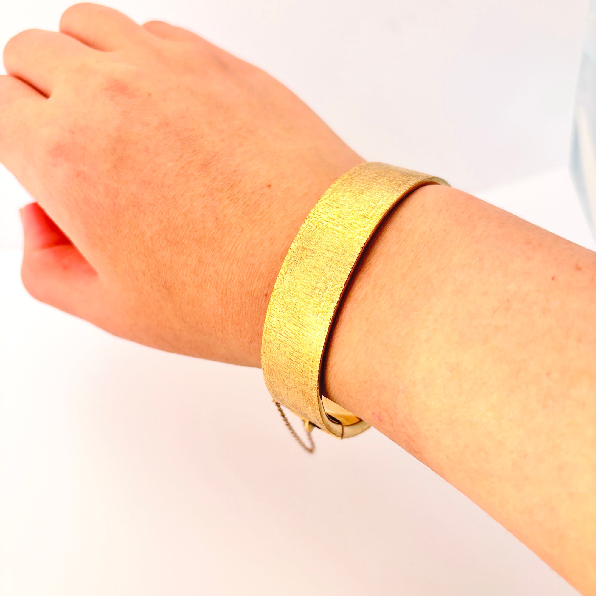 9k Yellow Gold Wide Bracelet  | 6.5