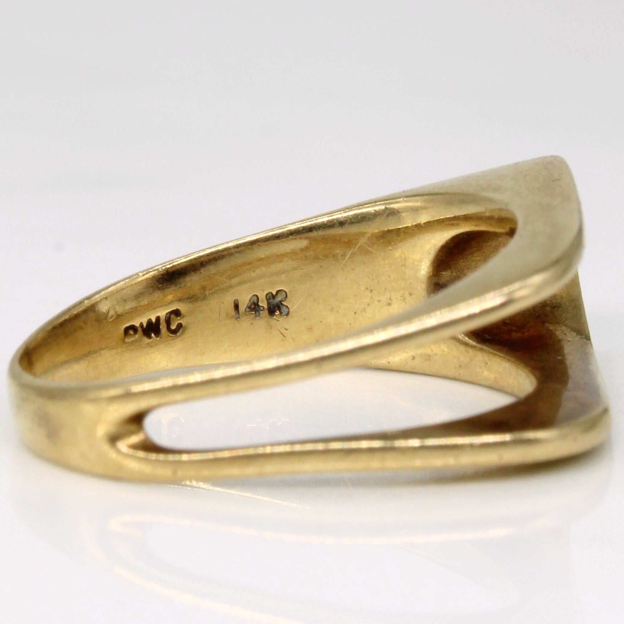 14k Yellow Gold Ring | SZ 7 |