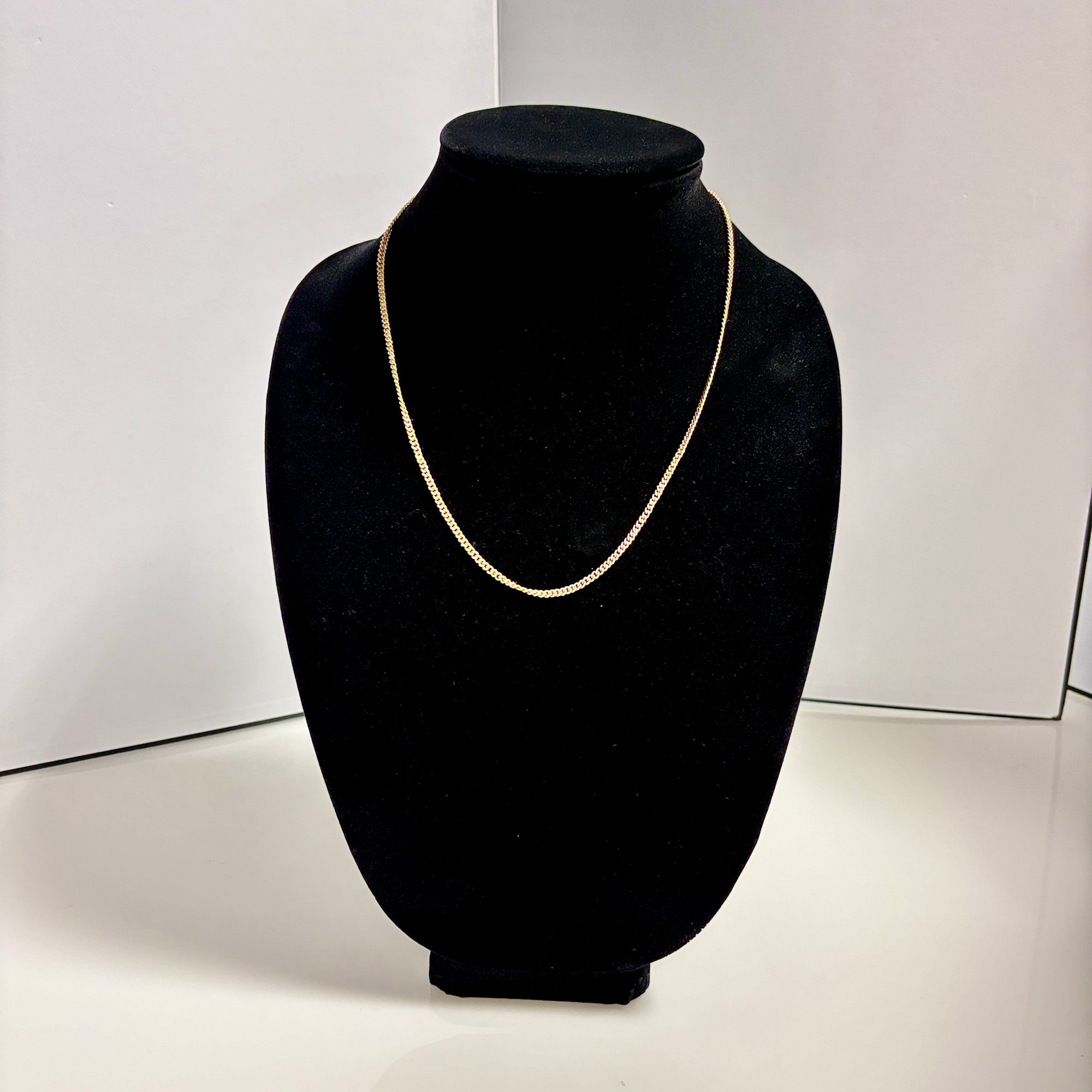 18k Yellow Gold Curb Chain | 20